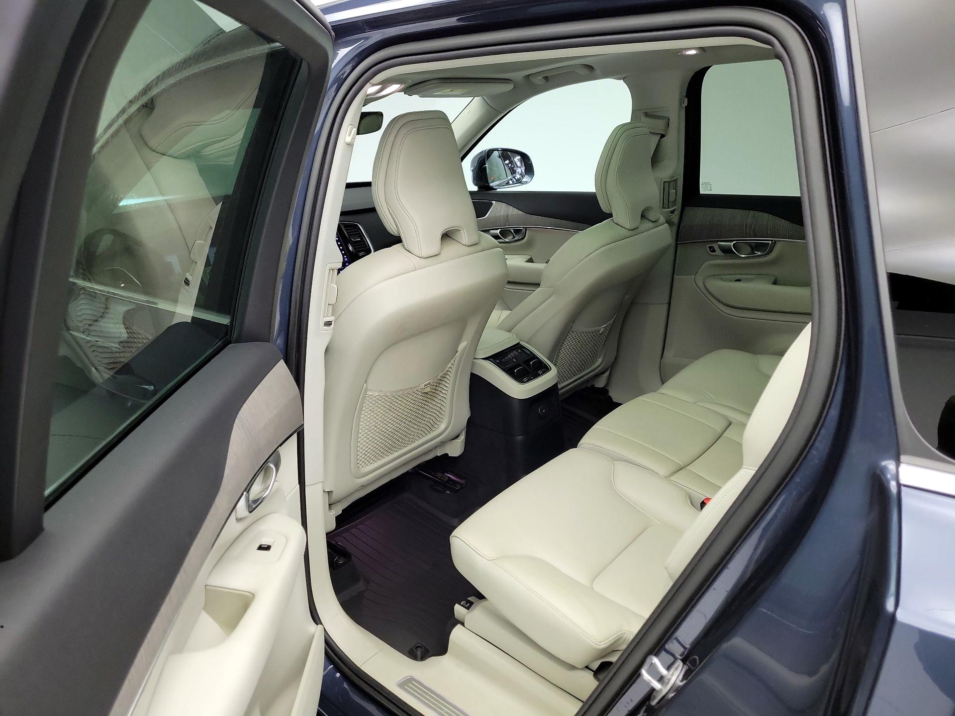 Thumbnail: 2023 Volvo XC90 - 20
