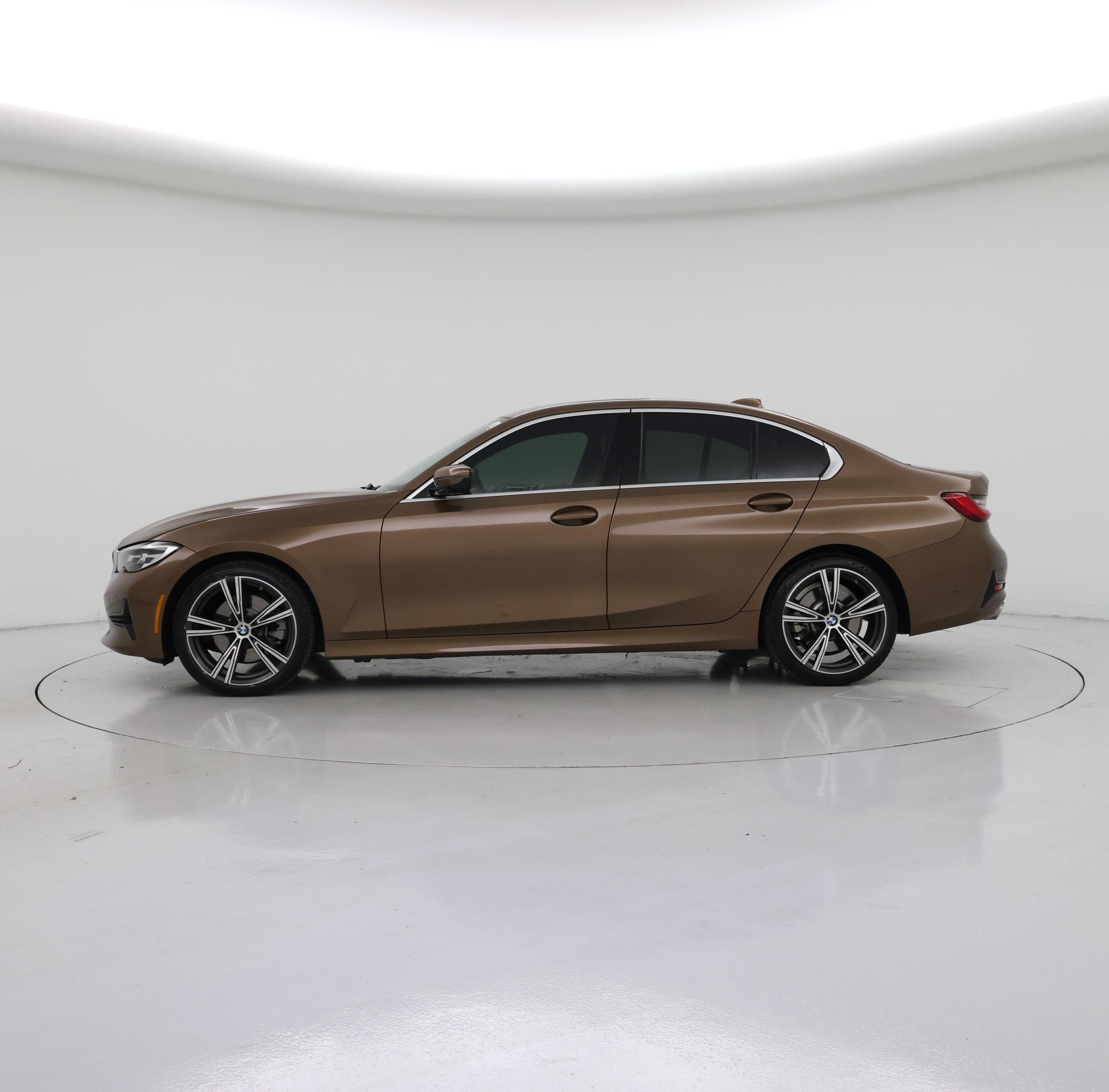 Thumbnail: 2019 BMW 3 Series - 3