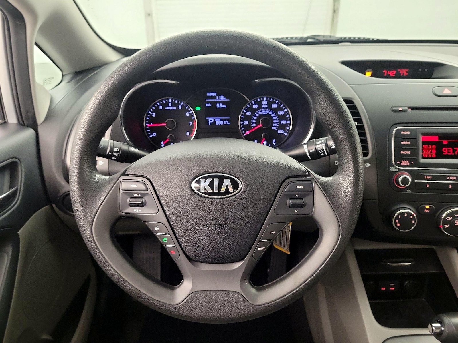 2015 Kia Forte LX - Photo 11
