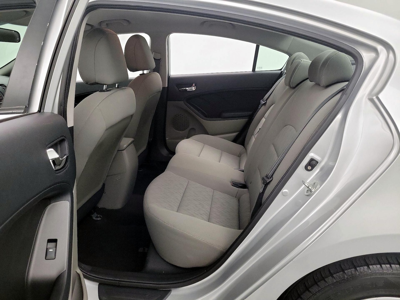 2015 Kia Forte LX - Photo 19
