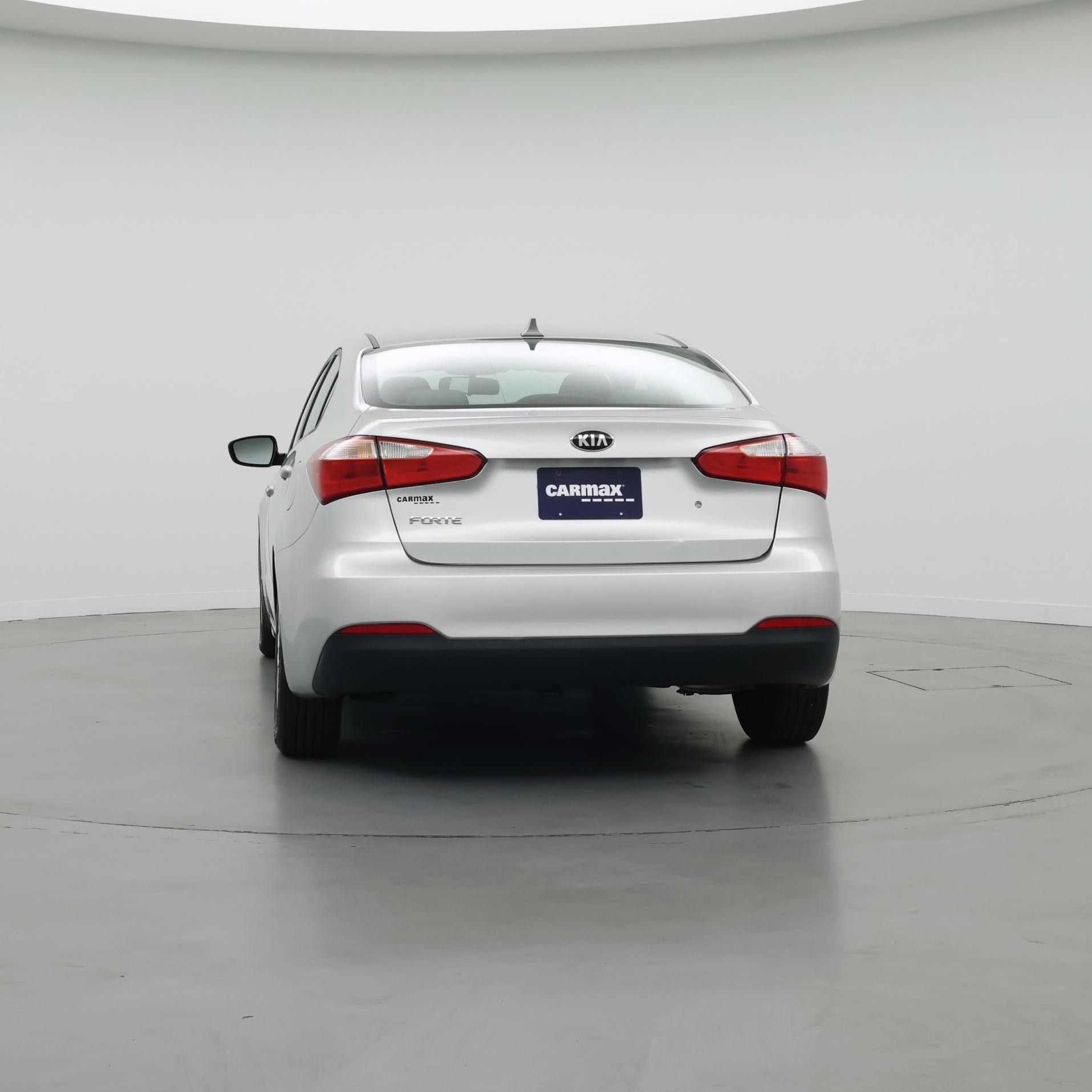 Thumbnail: 2015 Kia Forte - 6