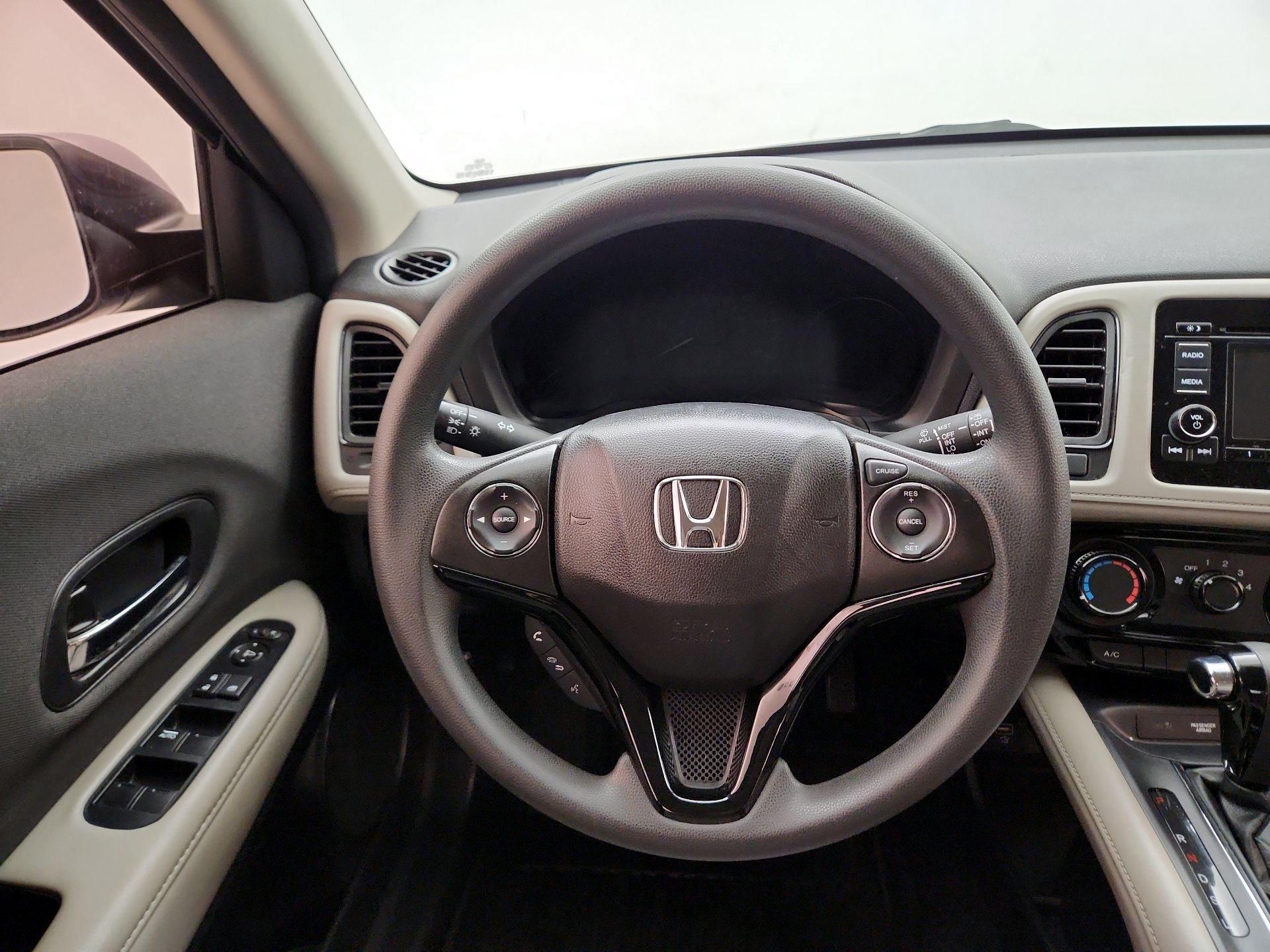 Thumbnail: 2019 Honda HR-V - 10