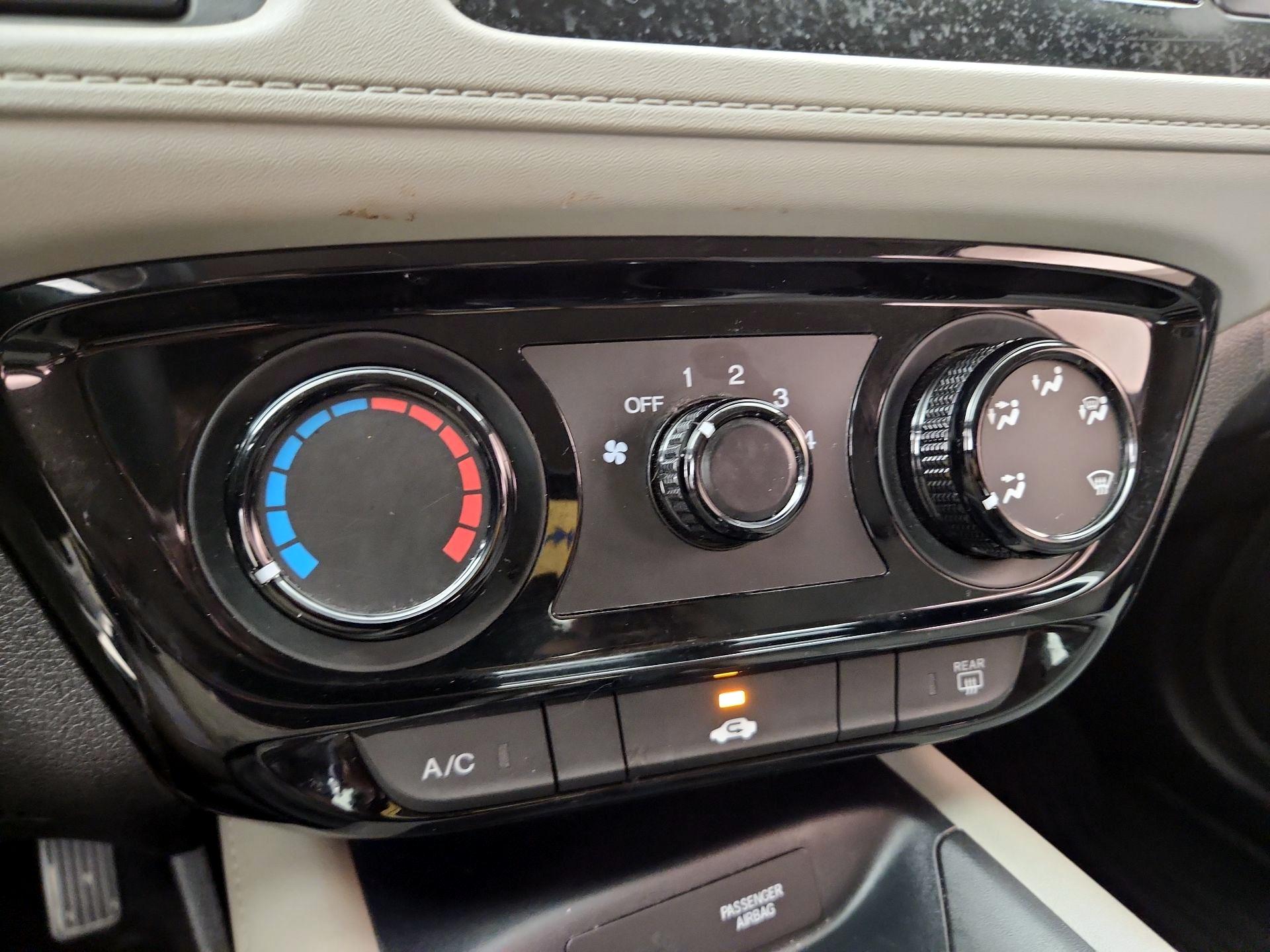 Thumbnail: 2019 Honda HR-V - 16