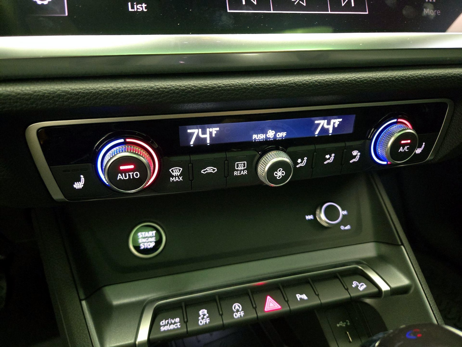 2025 Audi Q3 S Line Premium - Photo 17