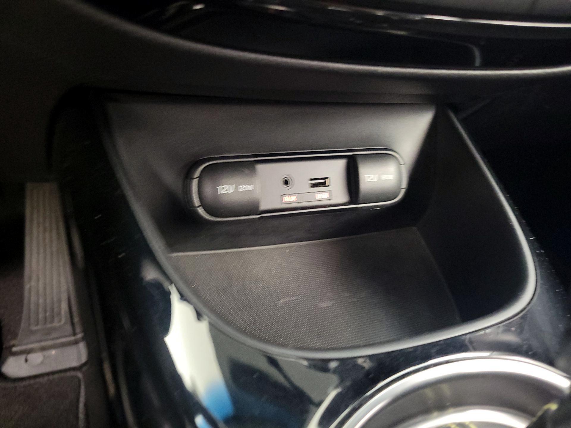 Thumbnail: 2014 Kia Soul - 18
