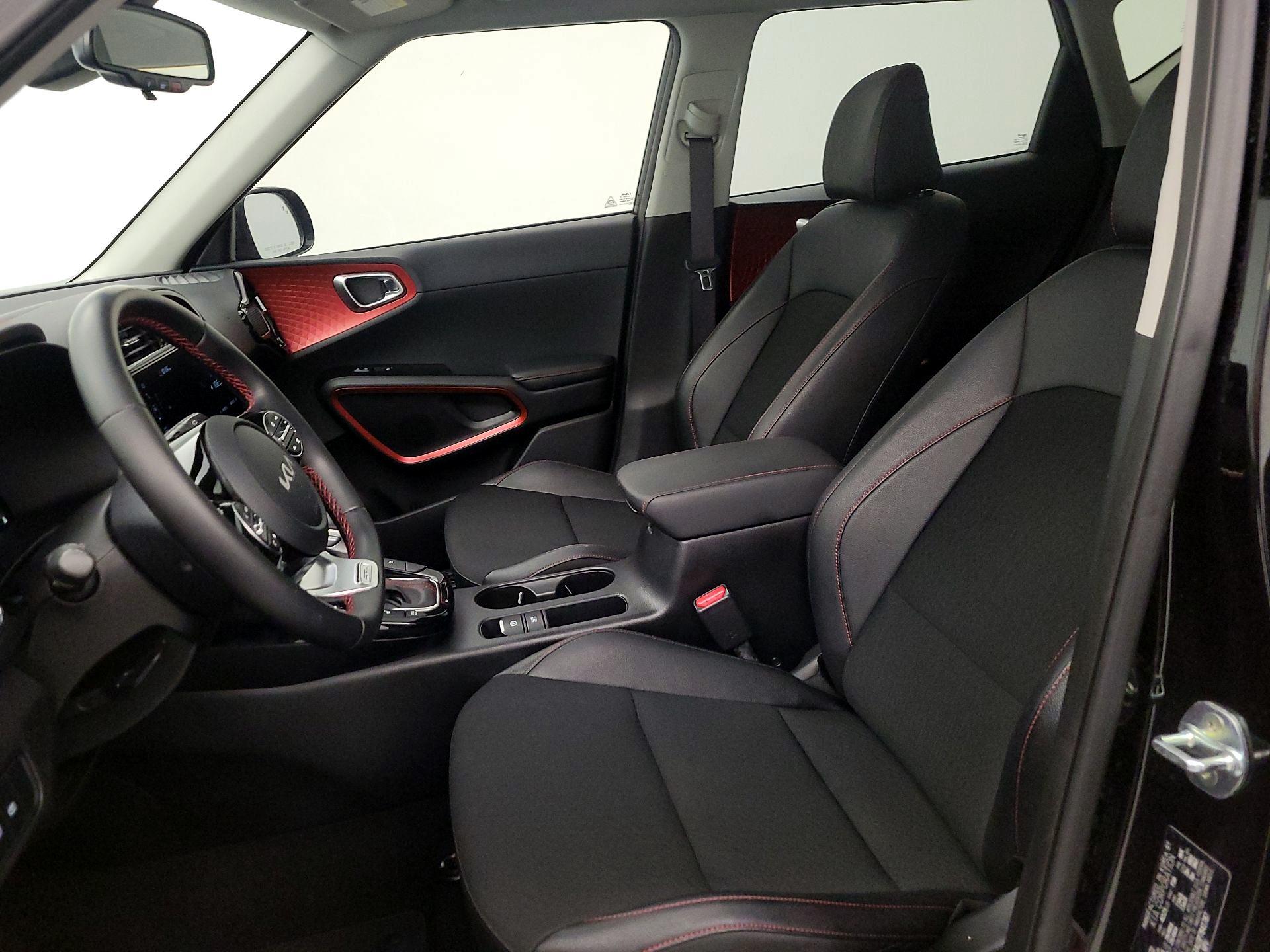 Thumbnail: 2023 Kia Soul - 11