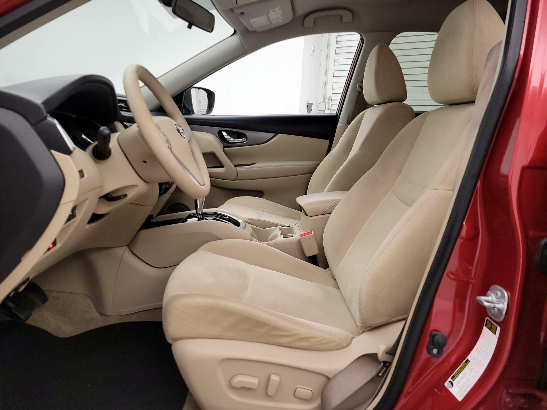 Thumbnail: 2015 Nissan Rogue - 11