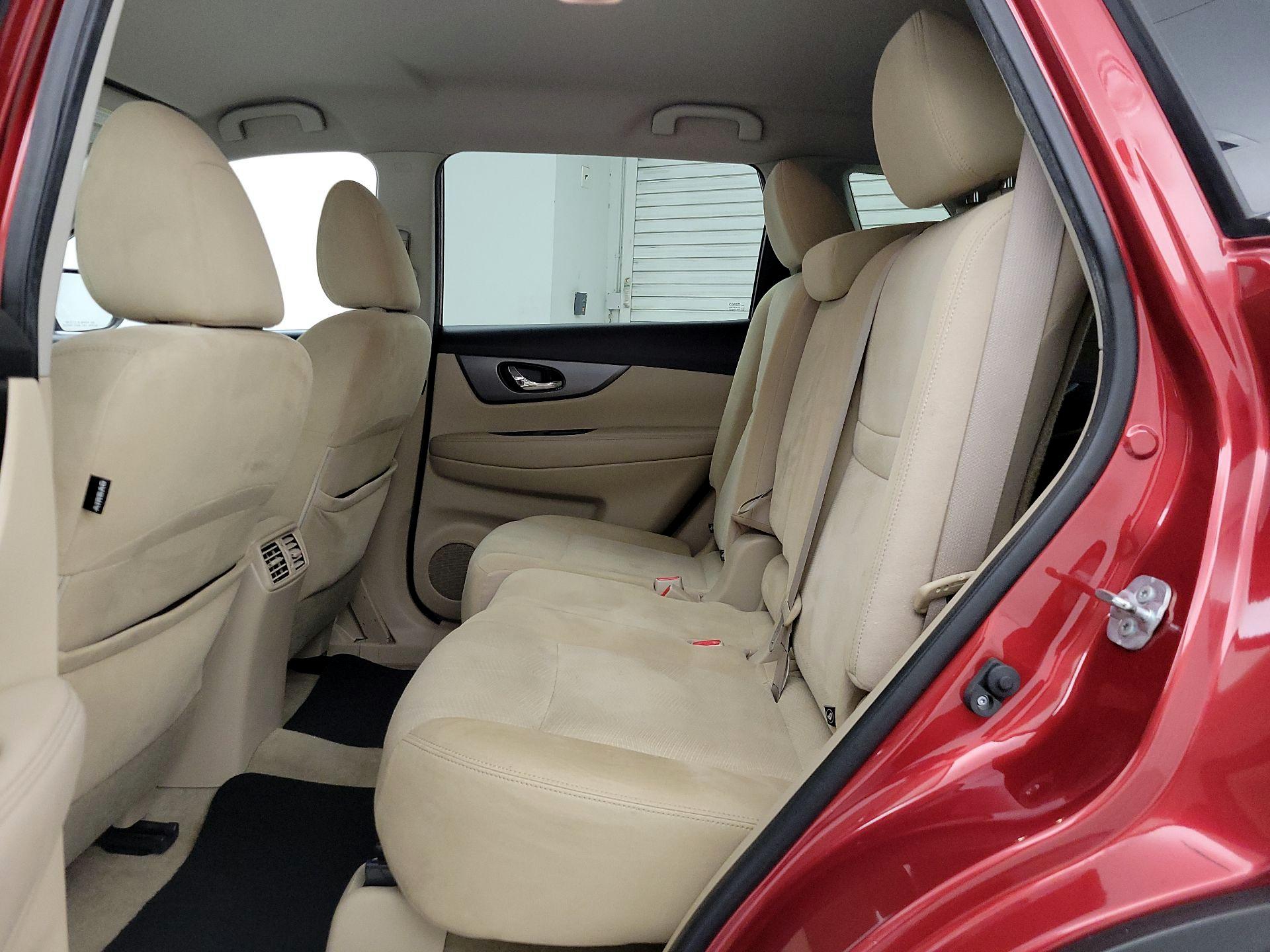 Thumbnail: 2015 Nissan Rogue - 19