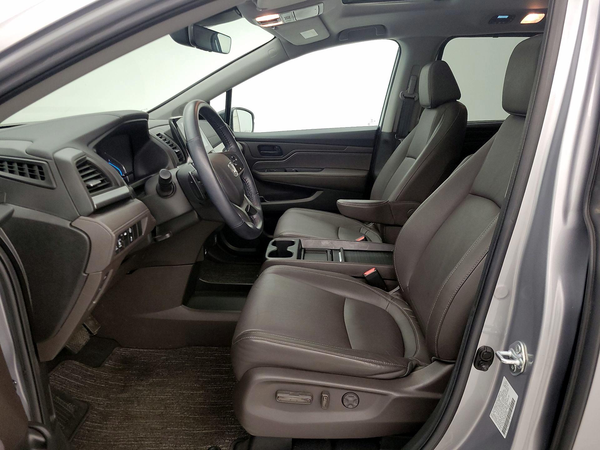 Thumbnail: 2022 Honda Odyssey - 11