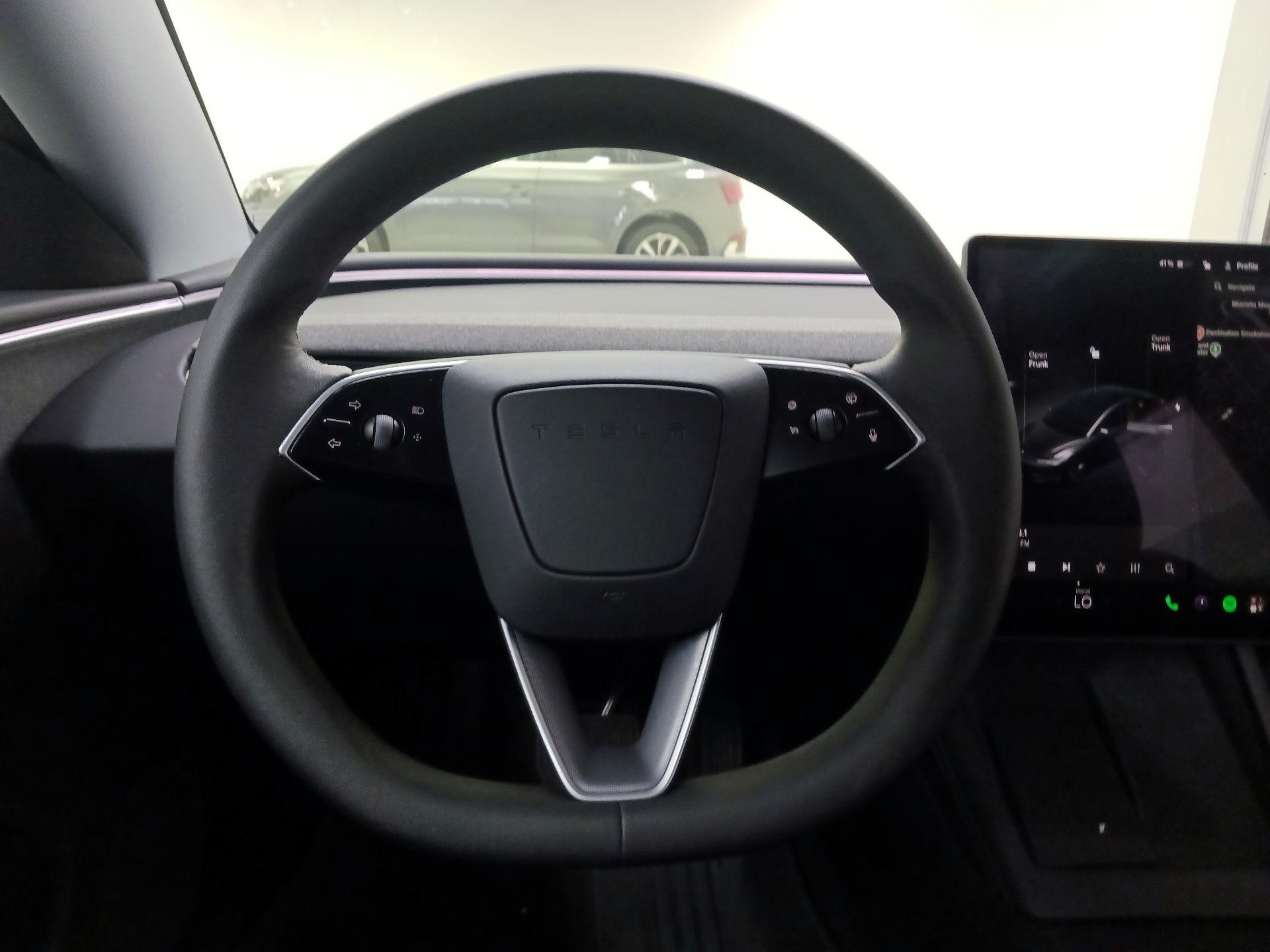Thumbnail: 2024 Tesla Model 3 - 10