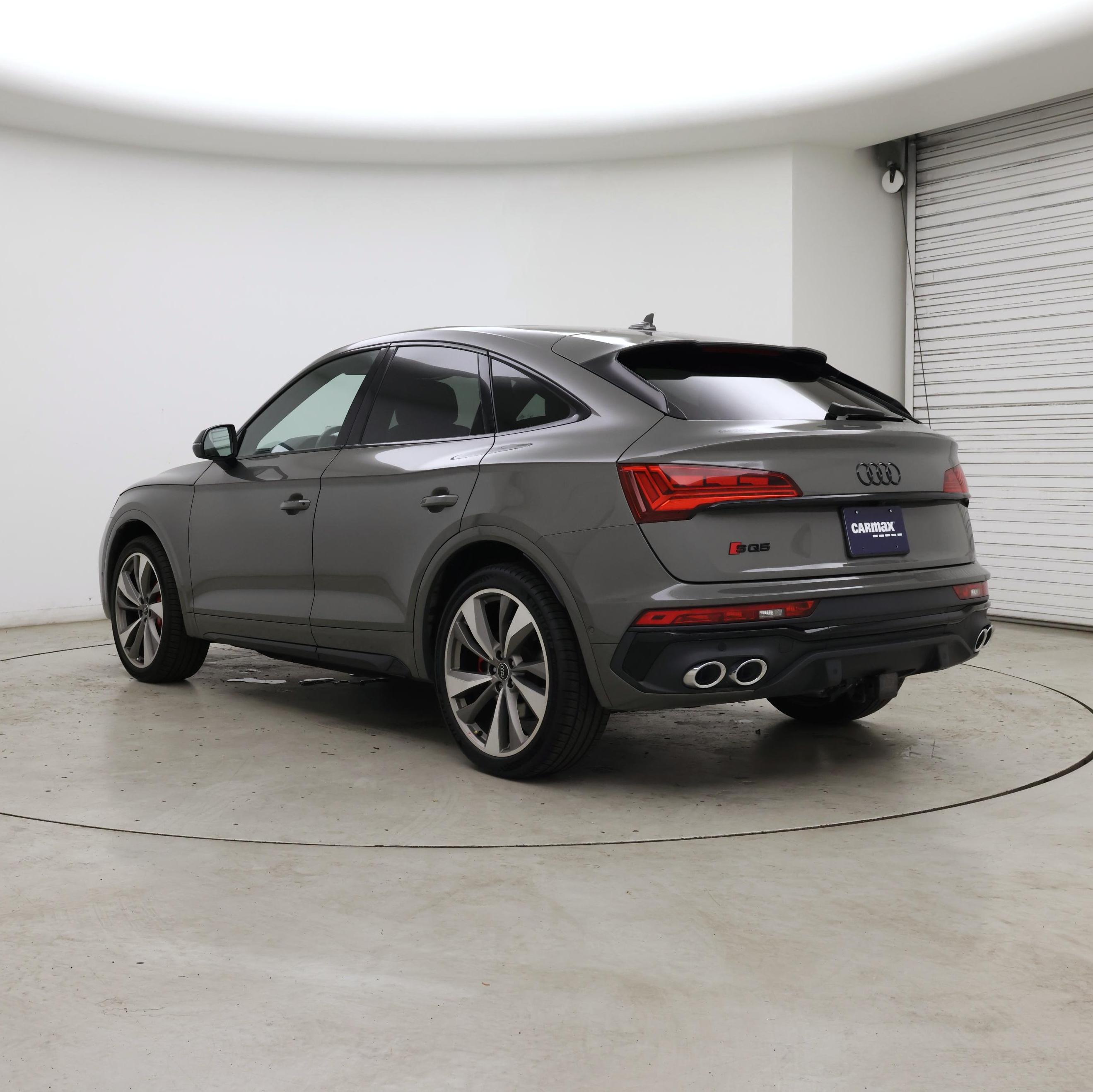 Thumbnail: 2023 Audi SQ5 - 2