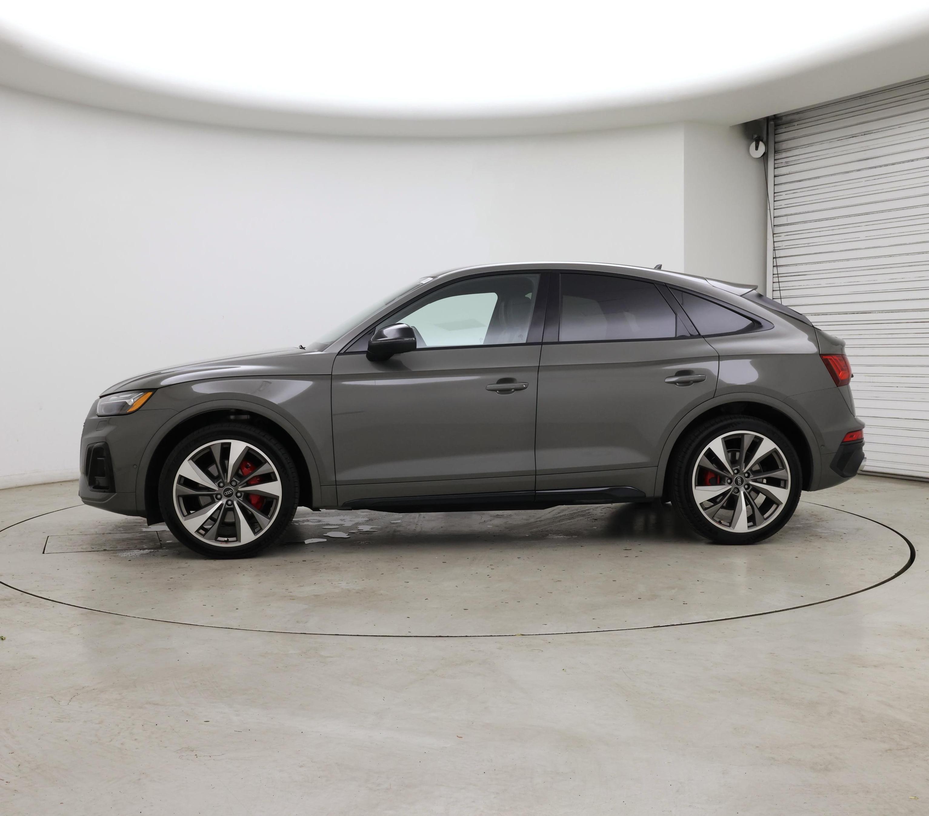 Thumbnail: 2023 Audi SQ5 - 3