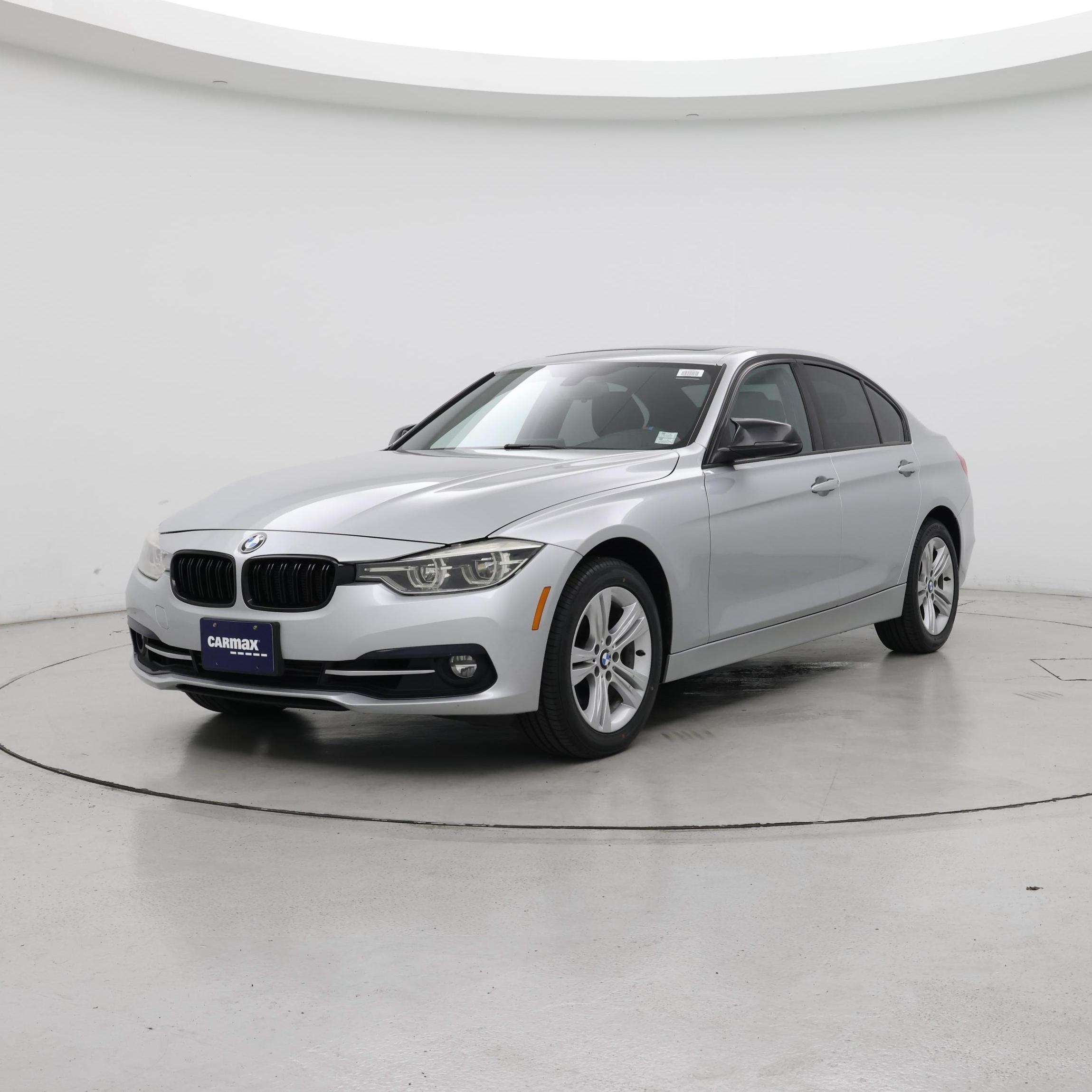 Thumbnail: 2016 BMW 3 Series - 4