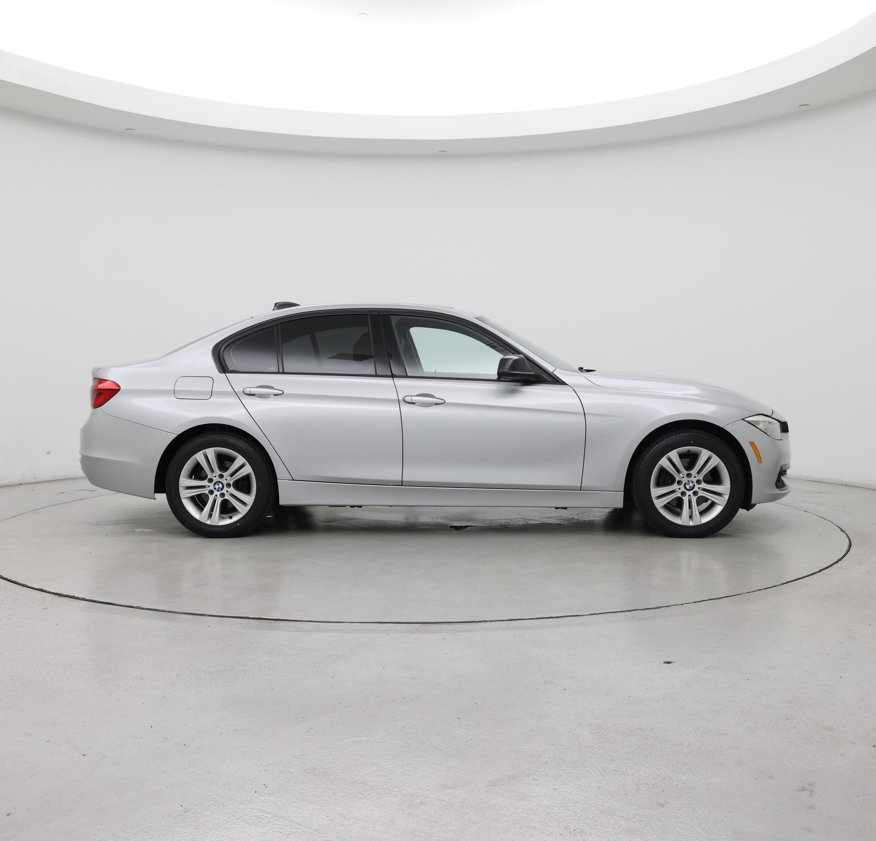 Thumbnail: 2016 BMW 3 Series - 7