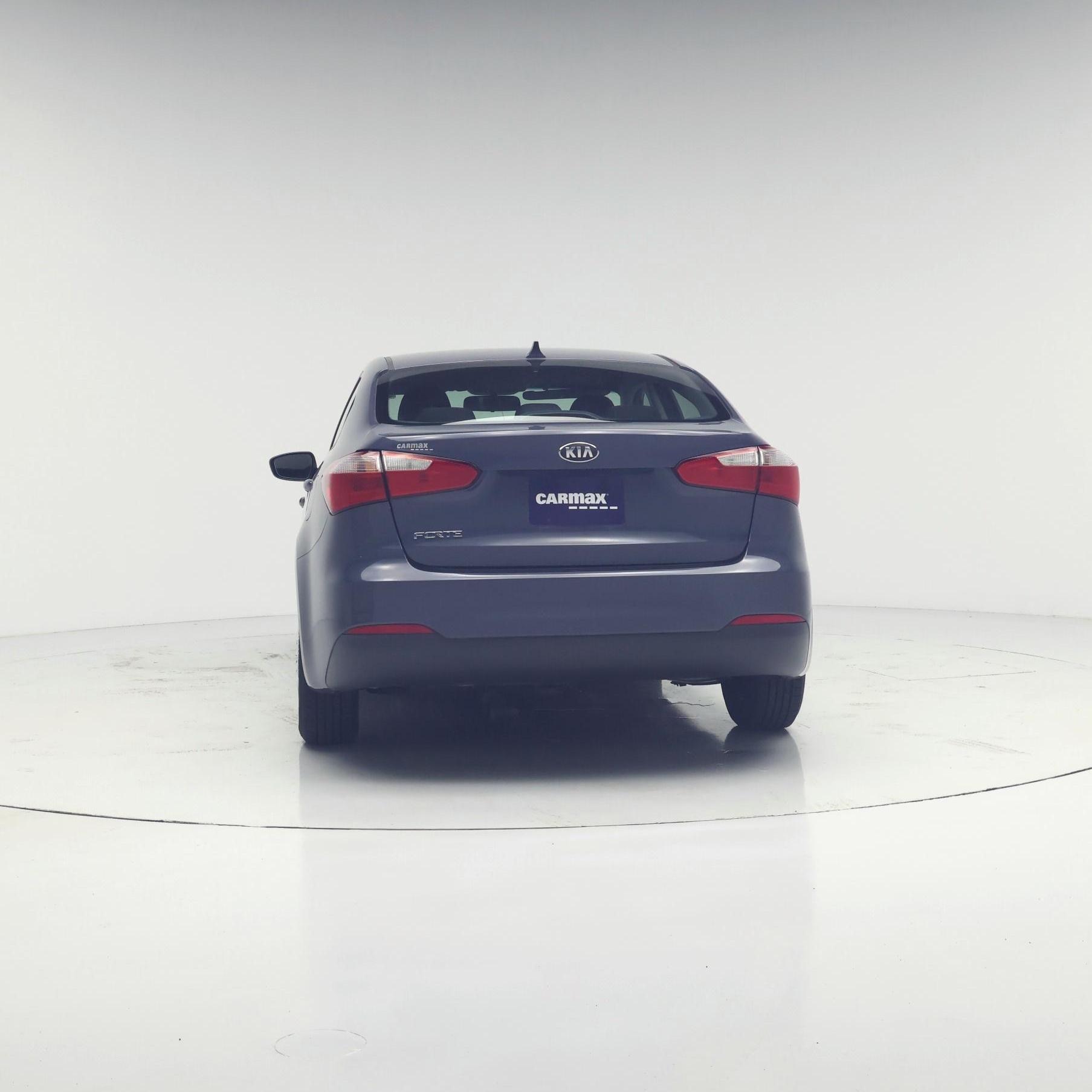 Thumbnail: 2016 Kia Forte - 6