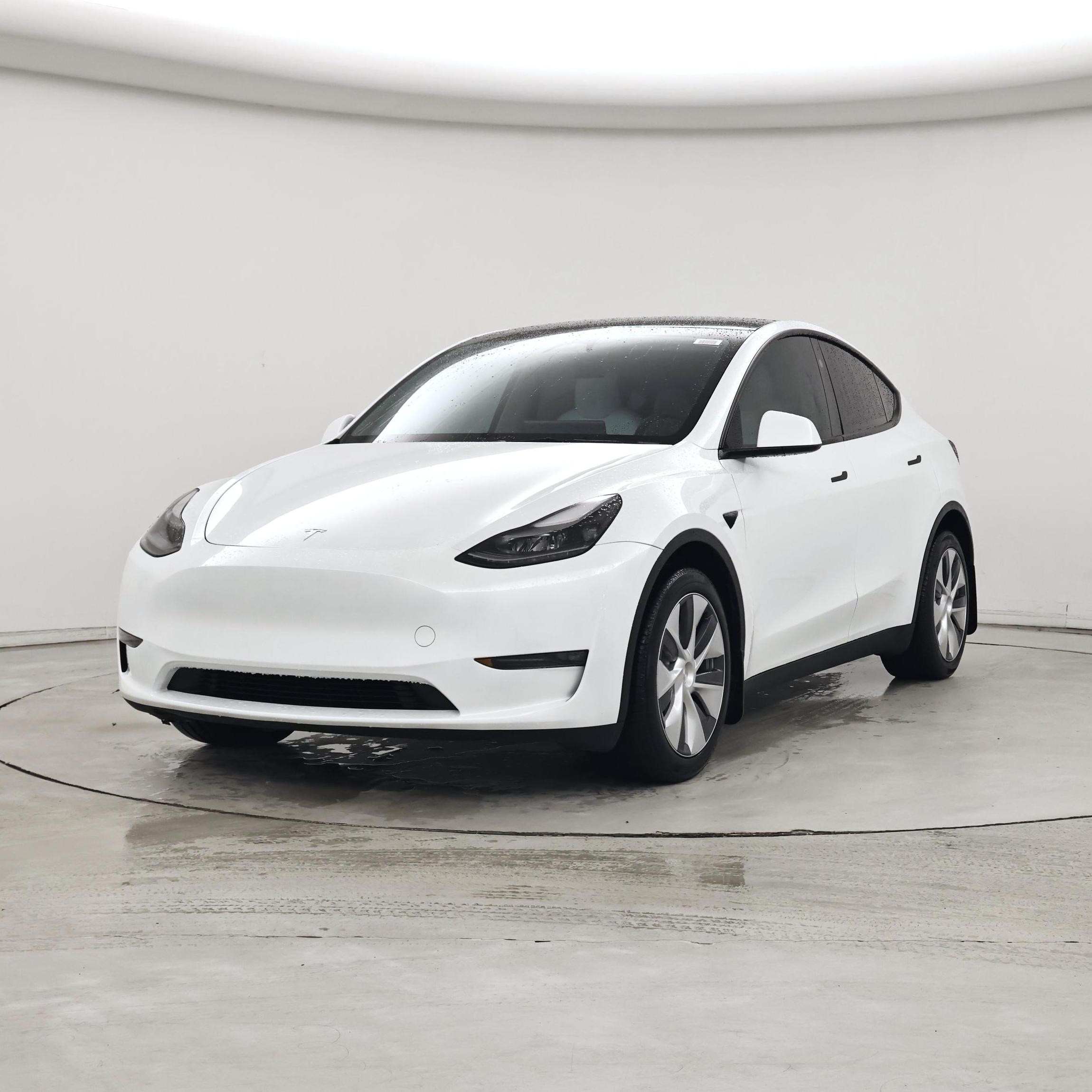 Thumbnail: 2023 Tesla Model Y - 4