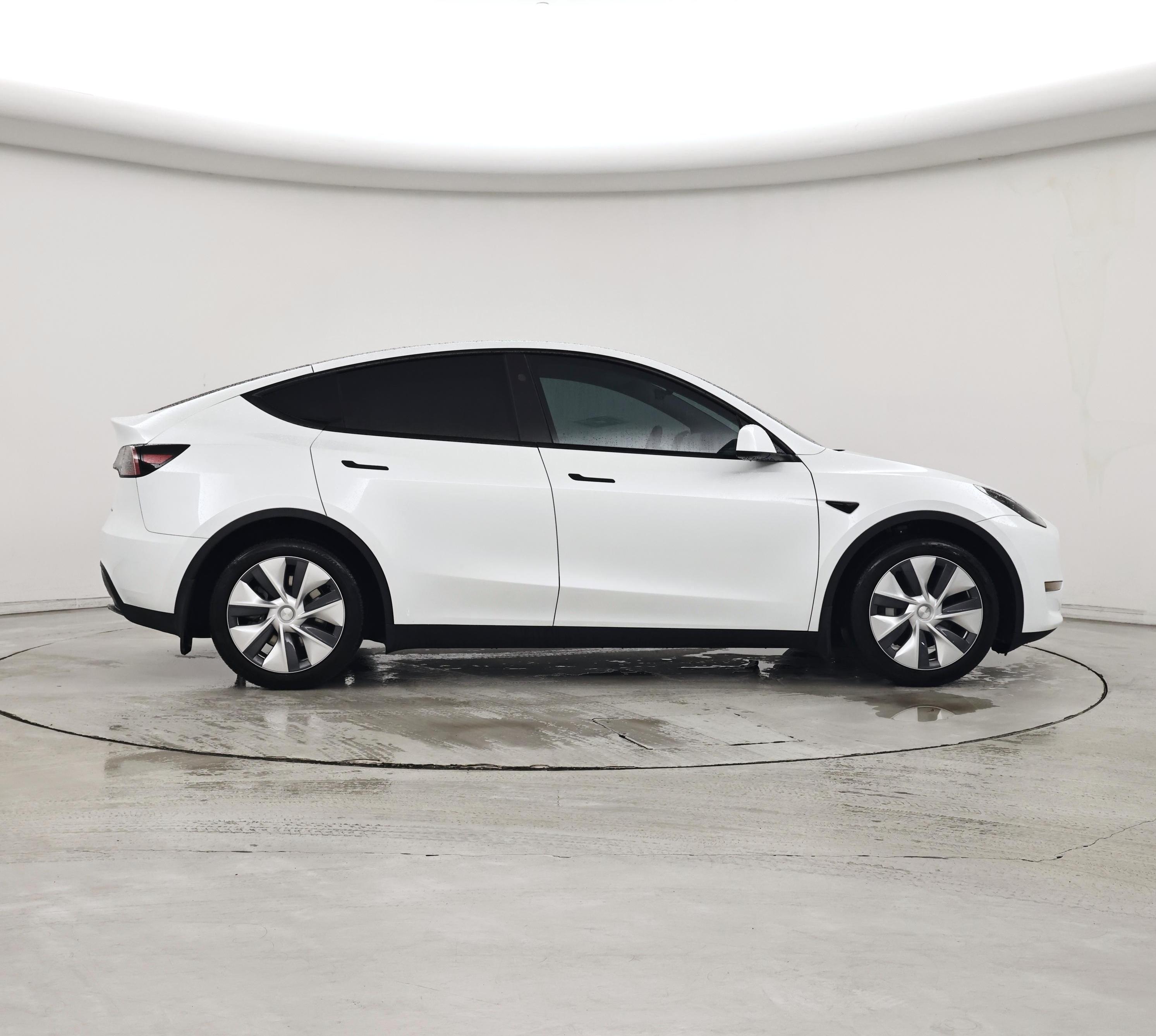 Thumbnail: 2023 Tesla Model Y - 7