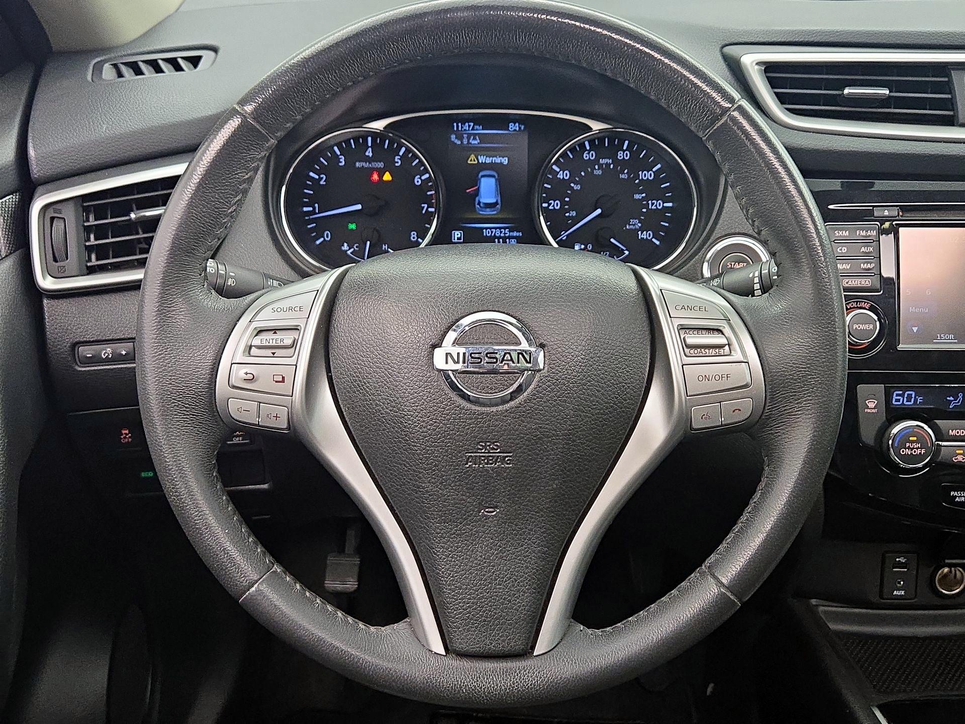 Thumbnail: 2015 Nissan Rogue - 10