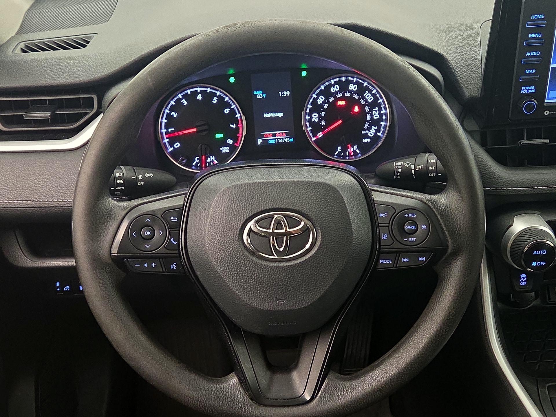 Thumbnail: 2021 Toyota RAV4 - 10