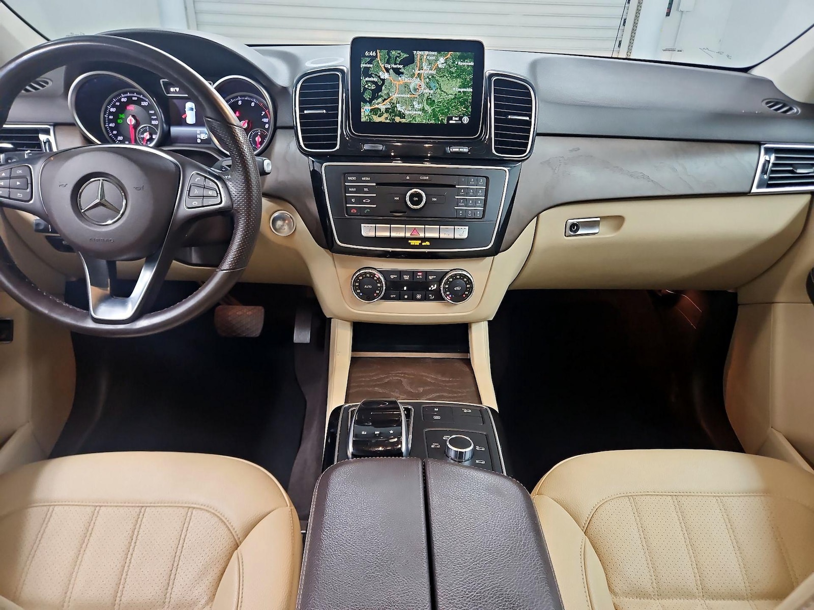 Apple CarPlay®