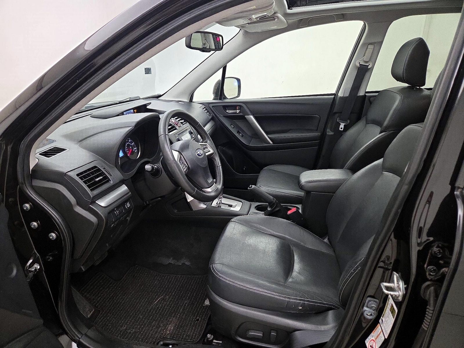2015 Subaru Forester i Limited - Photo 12