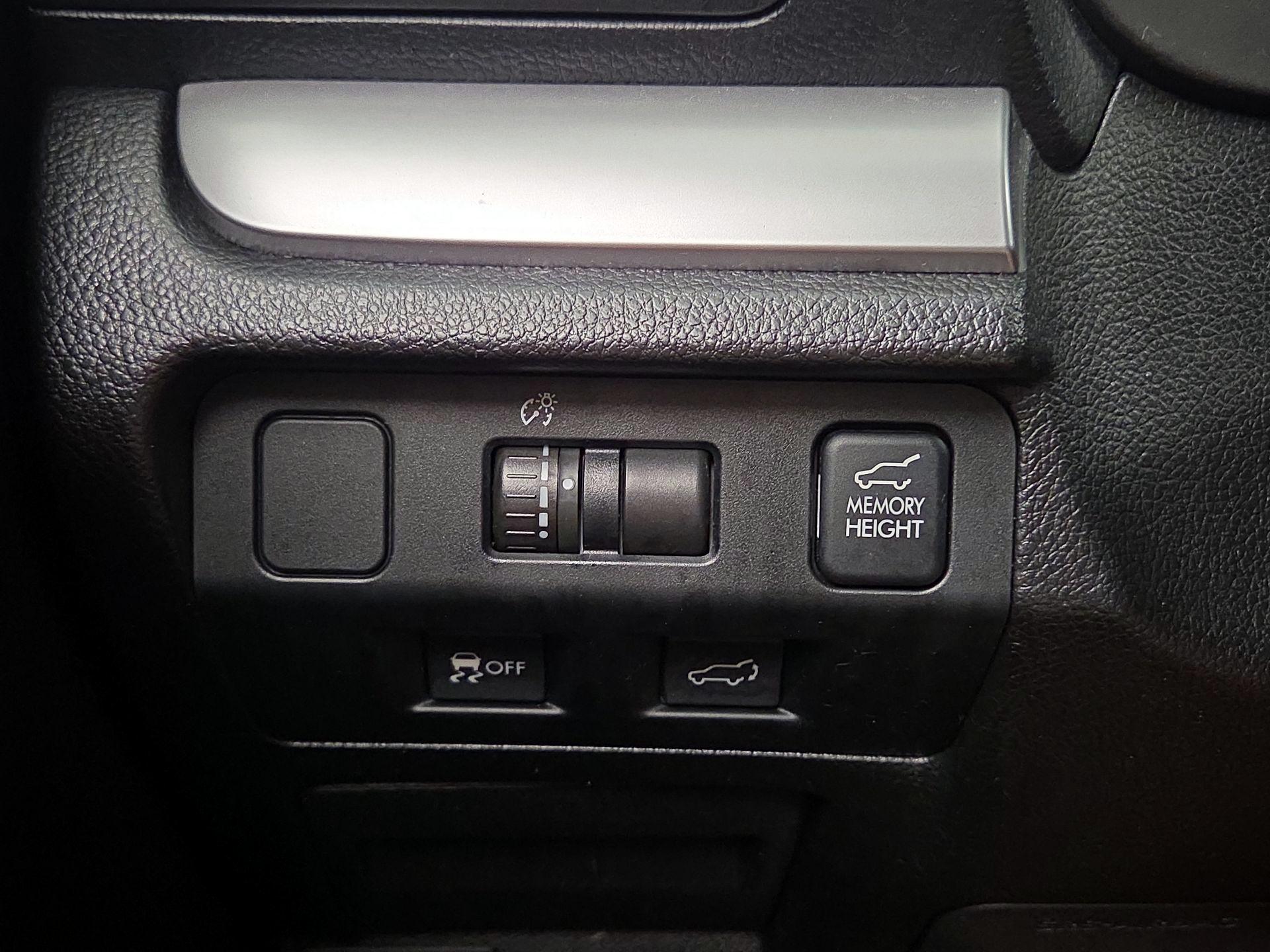 Thumbnail: 2015 Subaru Forester - 13