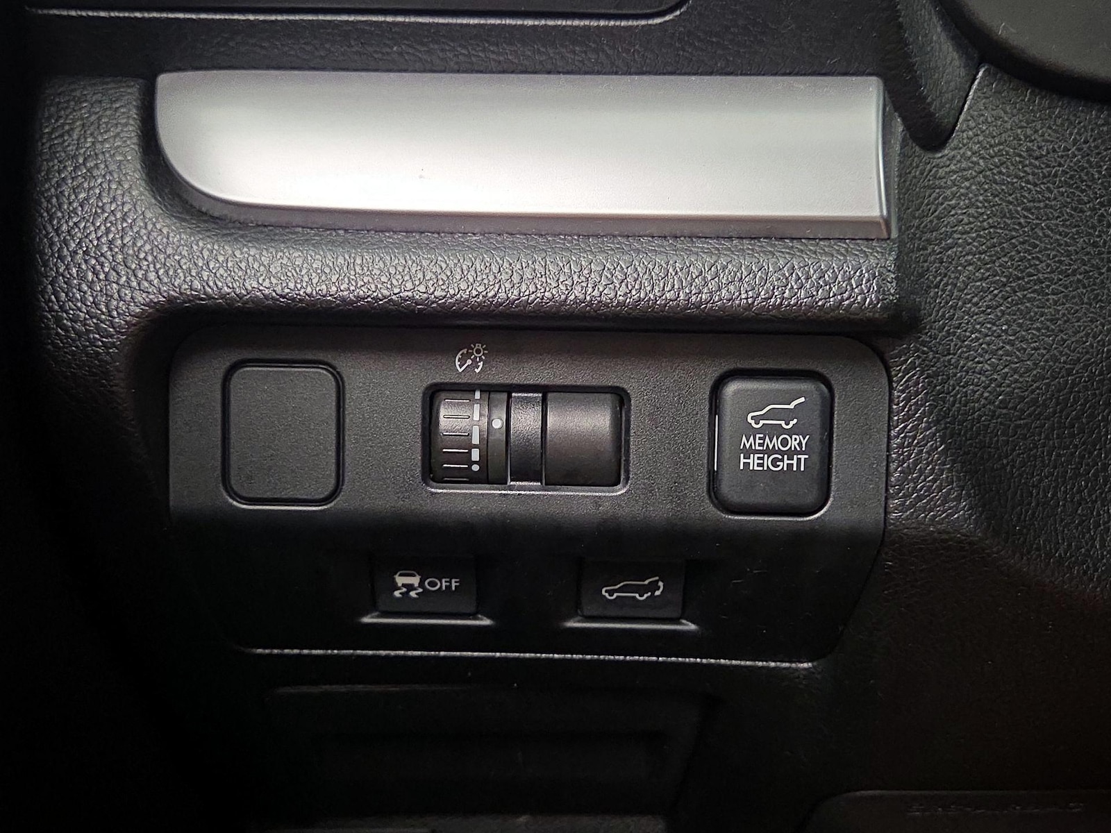 2015 Subaru Forester i Limited - Photo 14