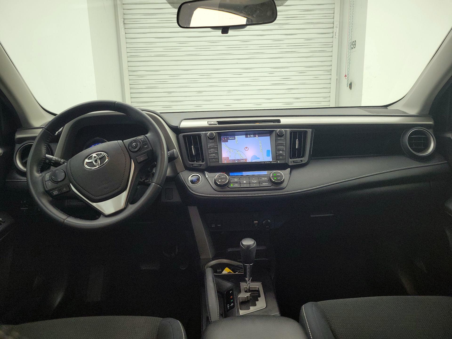 Thumbnail: 2016 Toyota RAV4 - 9