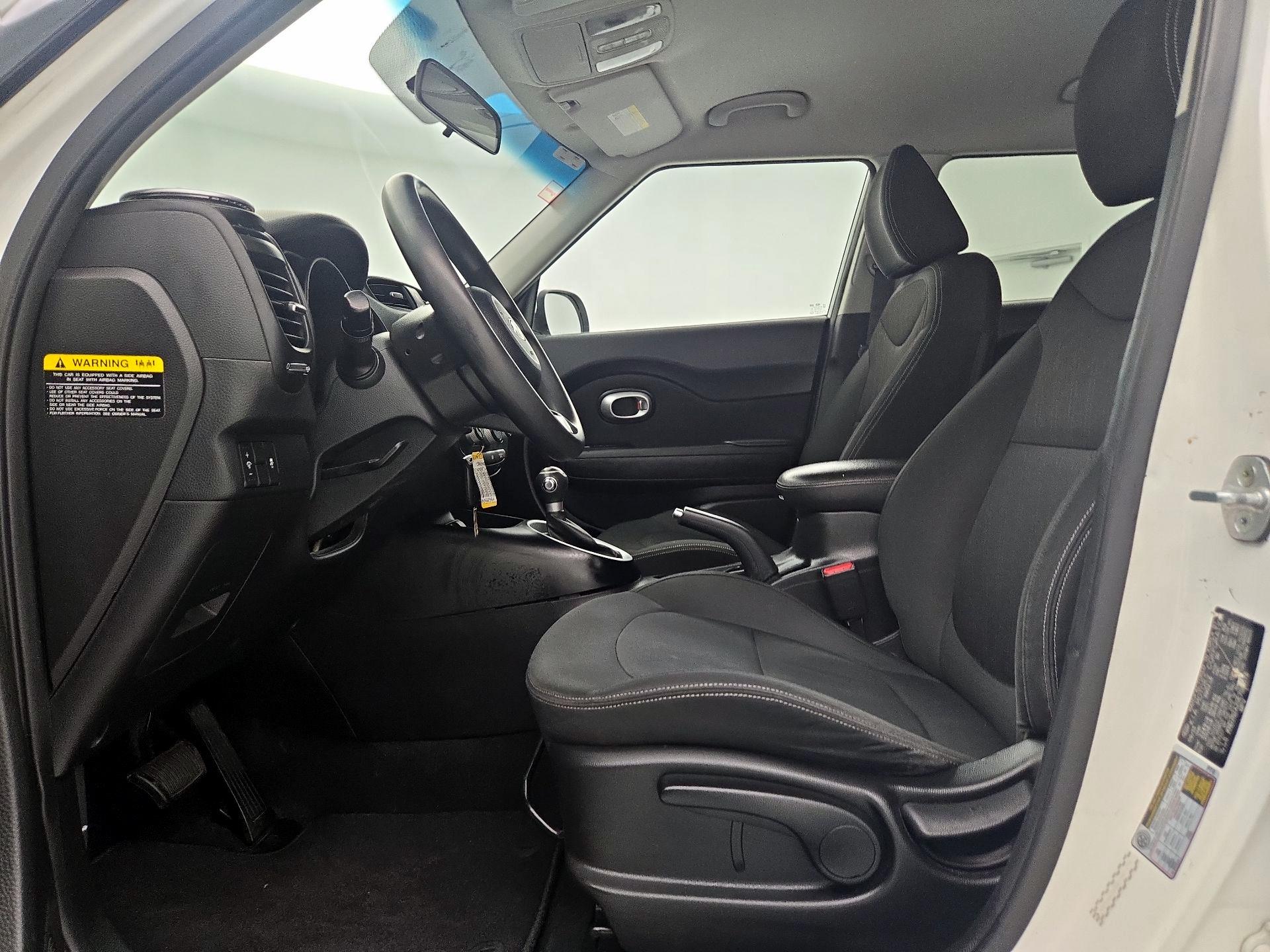 Thumbnail: 2014 Kia Soul - 11