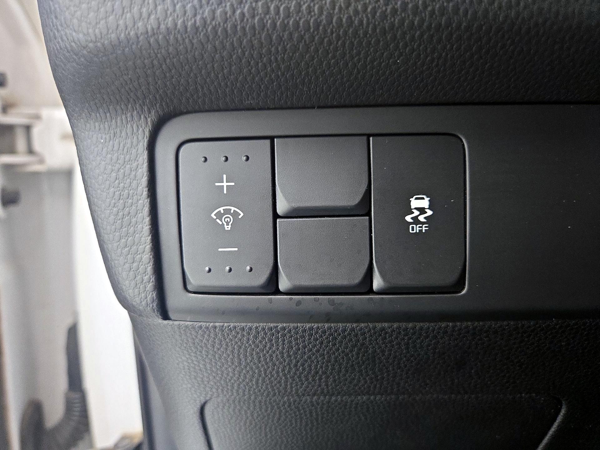 Thumbnail: 2014 Kia Soul - 13