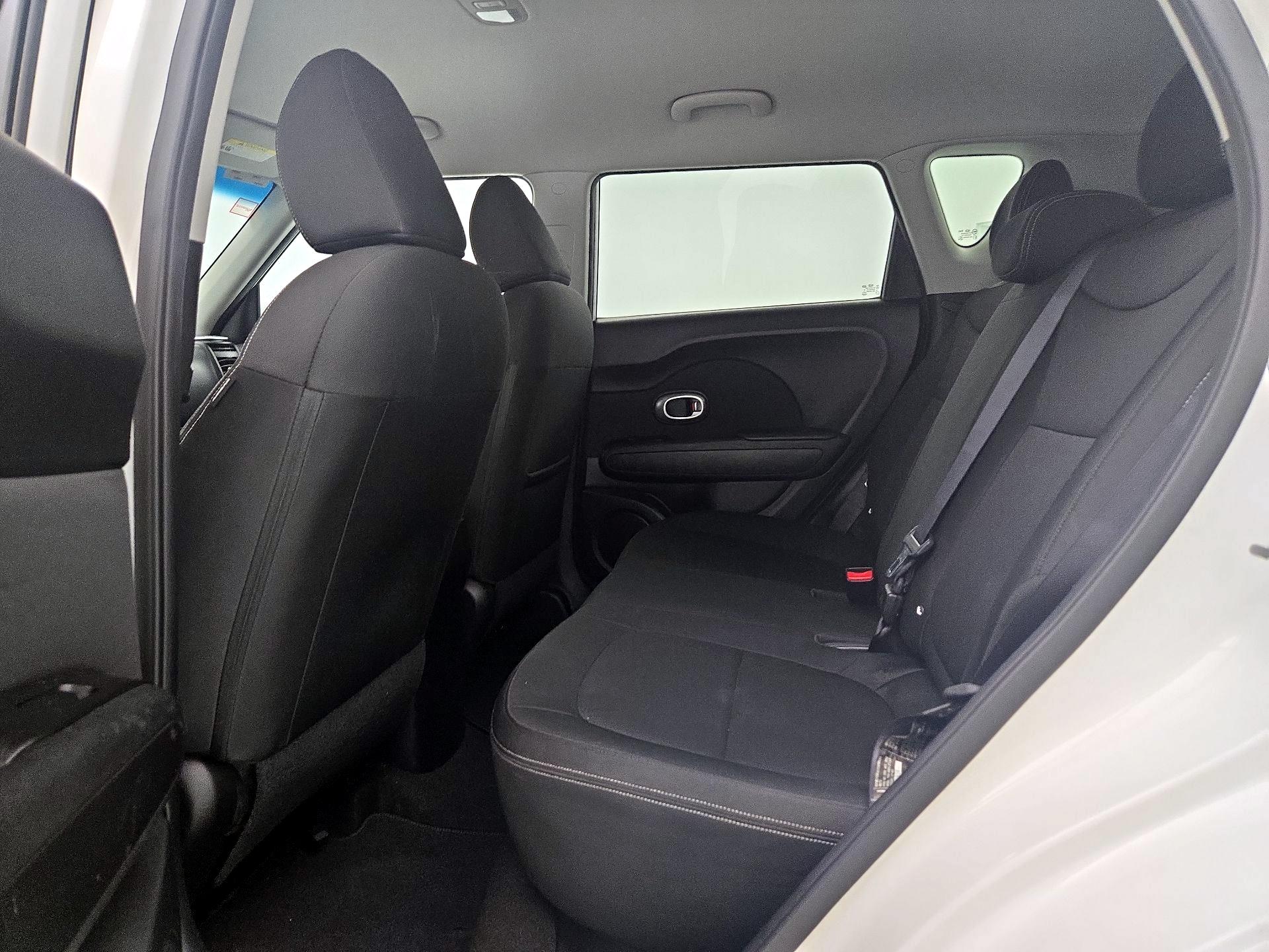 Thumbnail: 2014 Kia Soul - 18