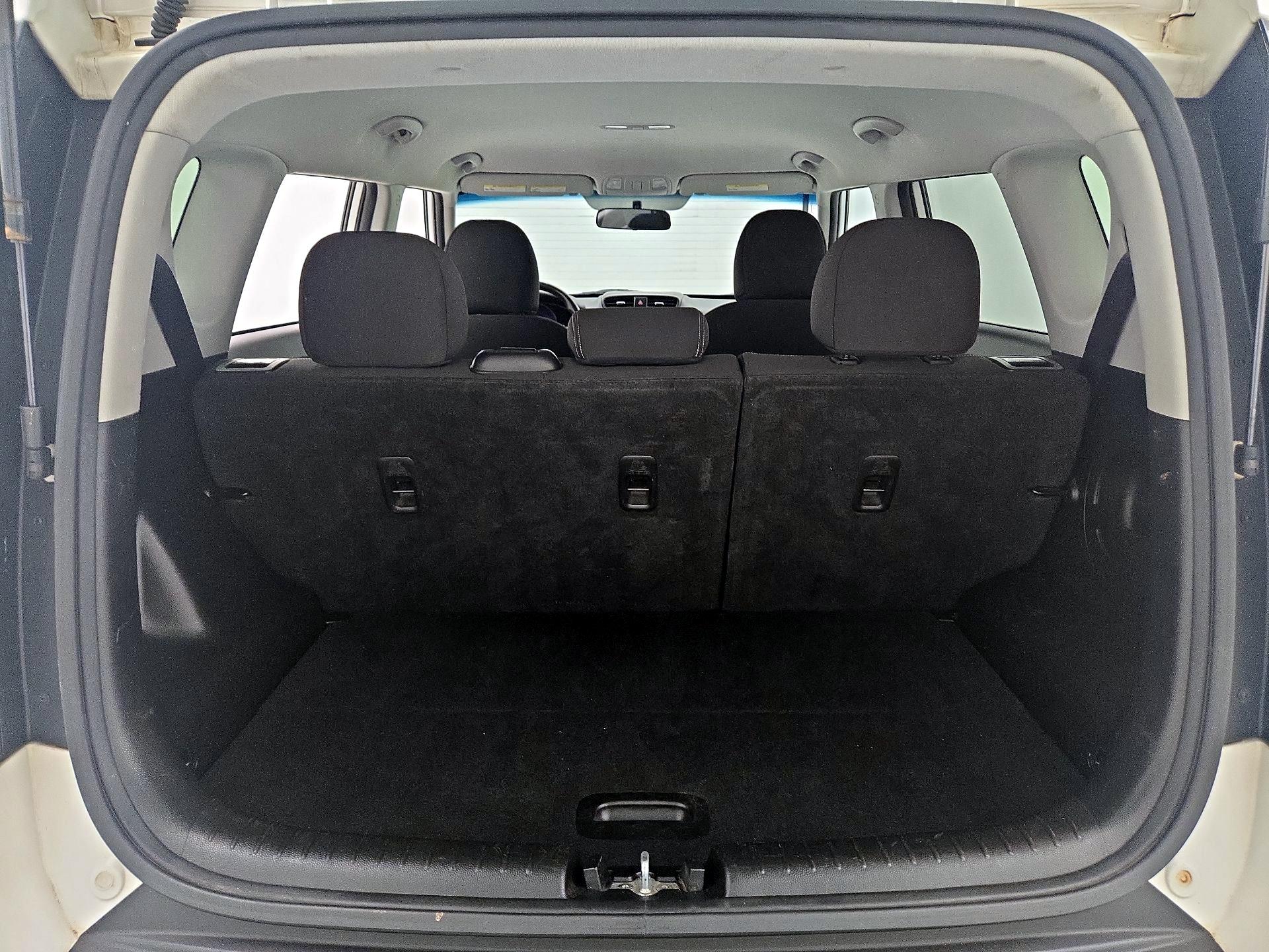 Thumbnail: 2014 Kia Soul - 19