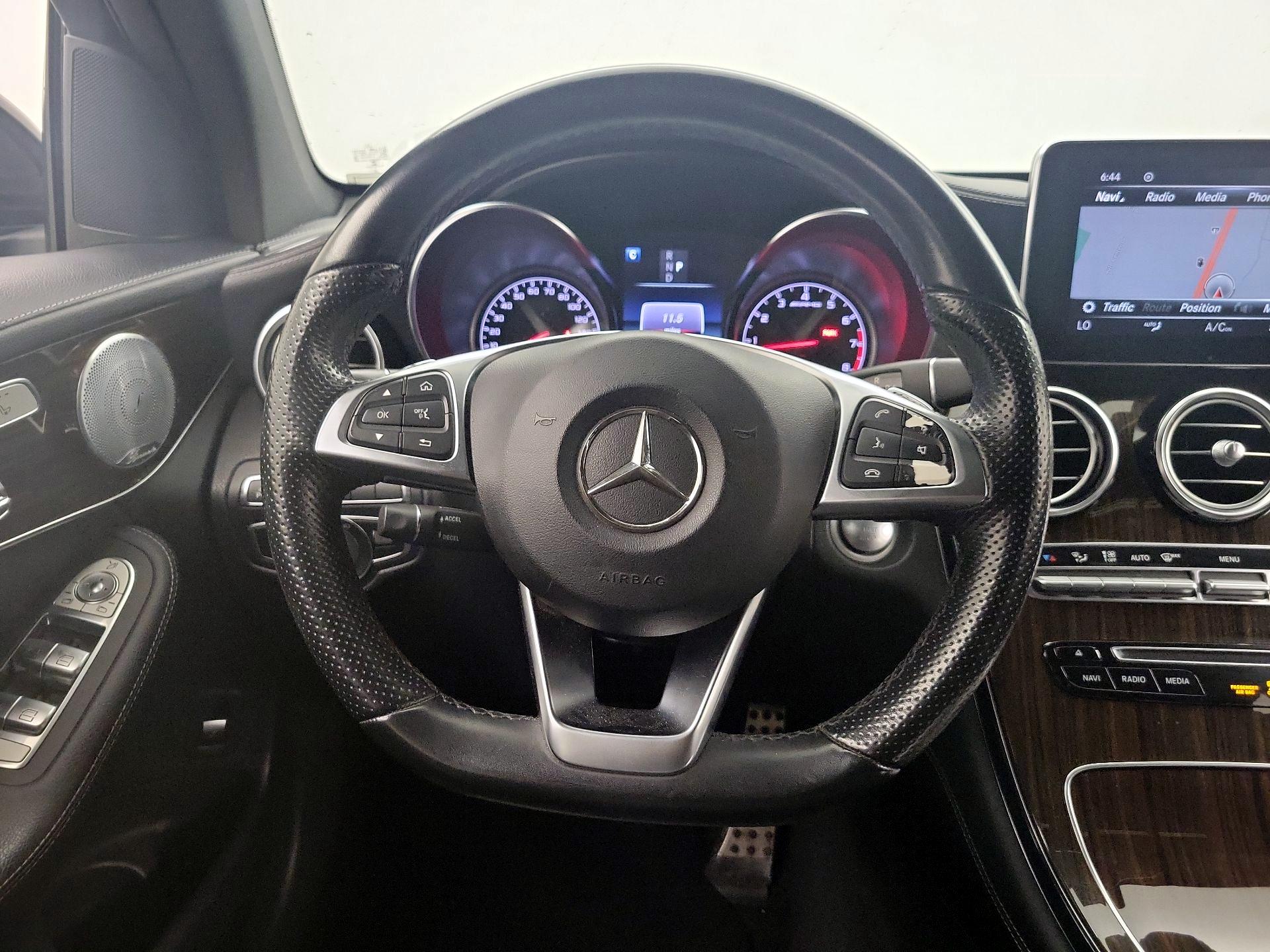Thumbnail: 2018 Mercedes-Benz GLC - 10