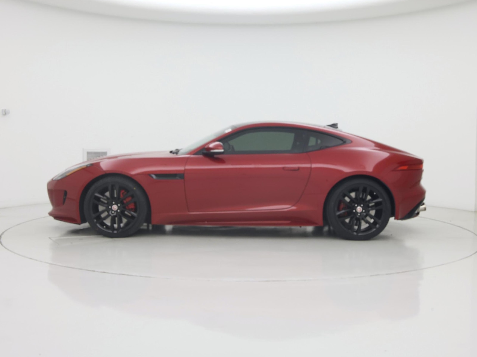 2017 Jaguar F-TYPE R - Photo 4