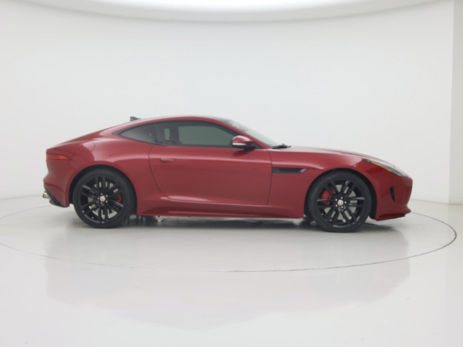 2017 Jaguar F-TYPE R - Photo 8