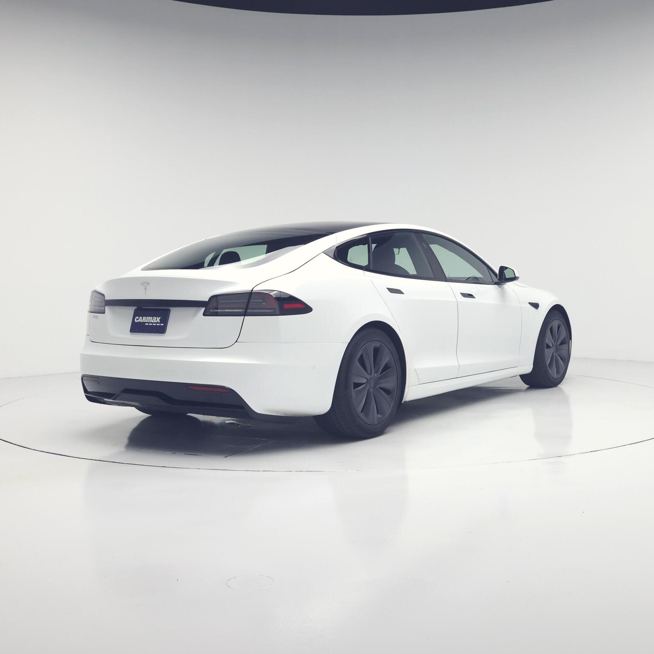 Thumbnail: 2023 Tesla Model S - 8