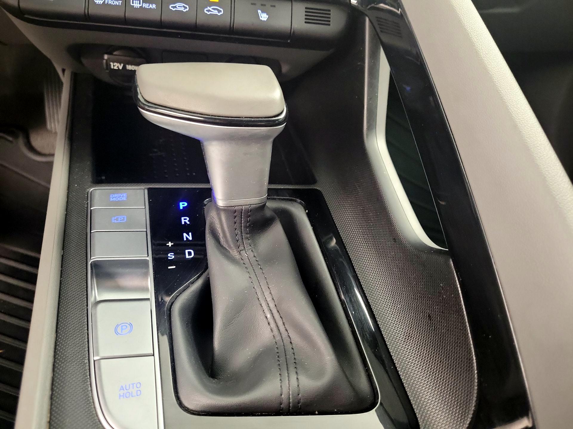 Thumbnail: 2023 Hyundai Elantra - 18