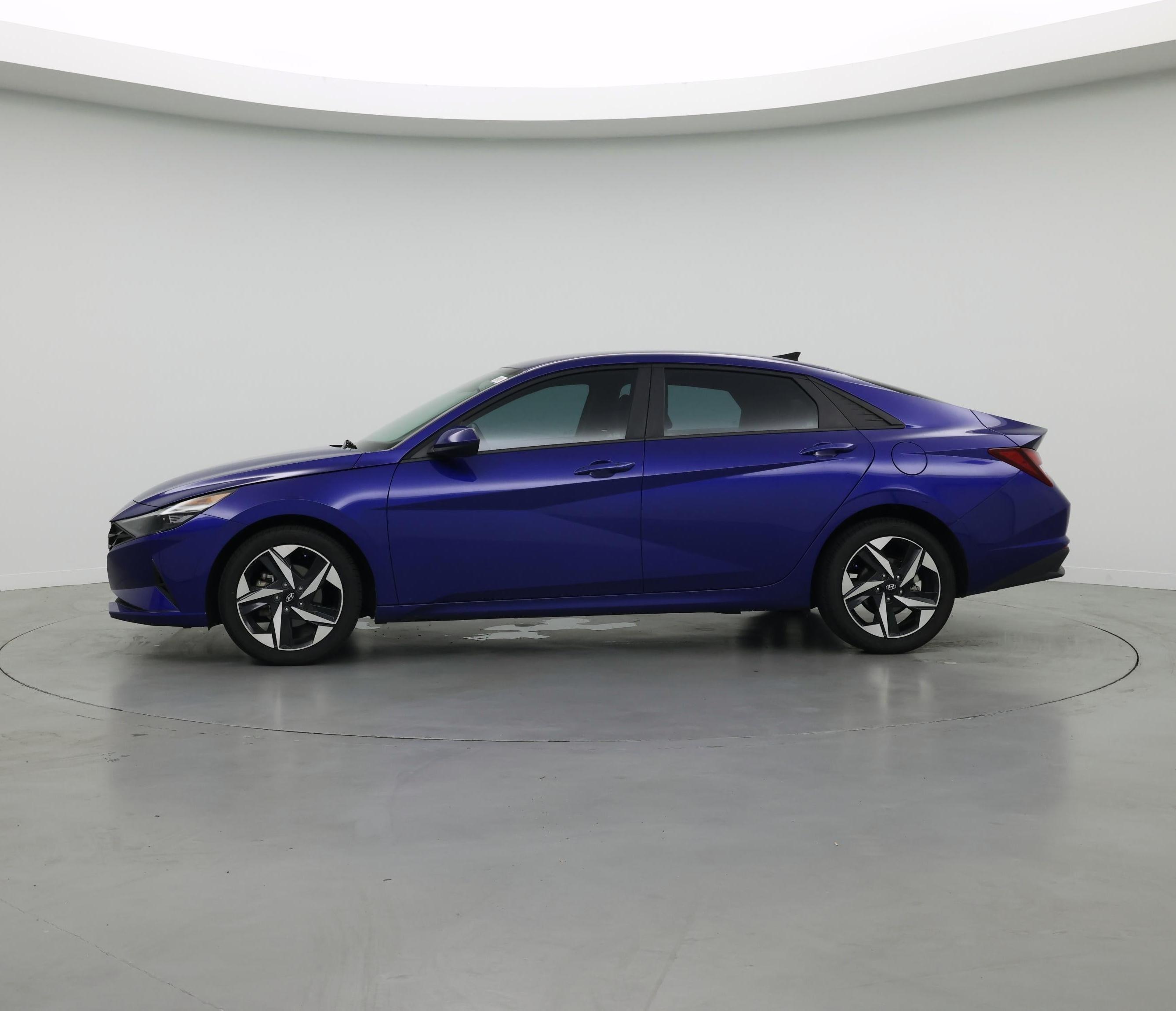 Thumbnail: 2023 Hyundai Elantra - 3