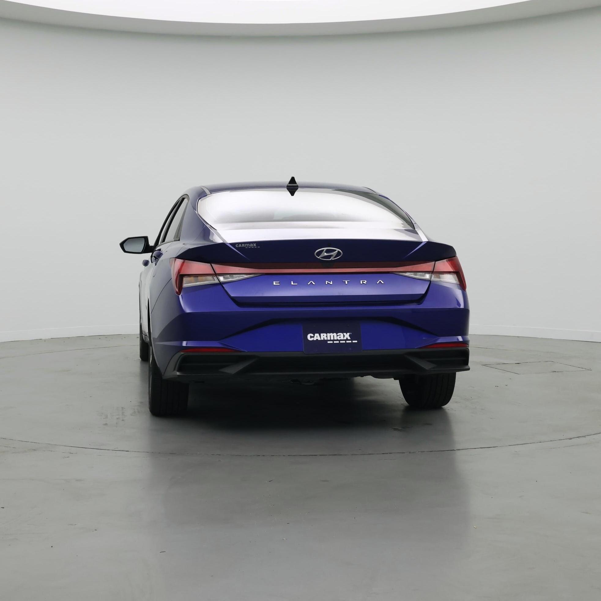 Thumbnail: 2023 Hyundai Elantra - 6