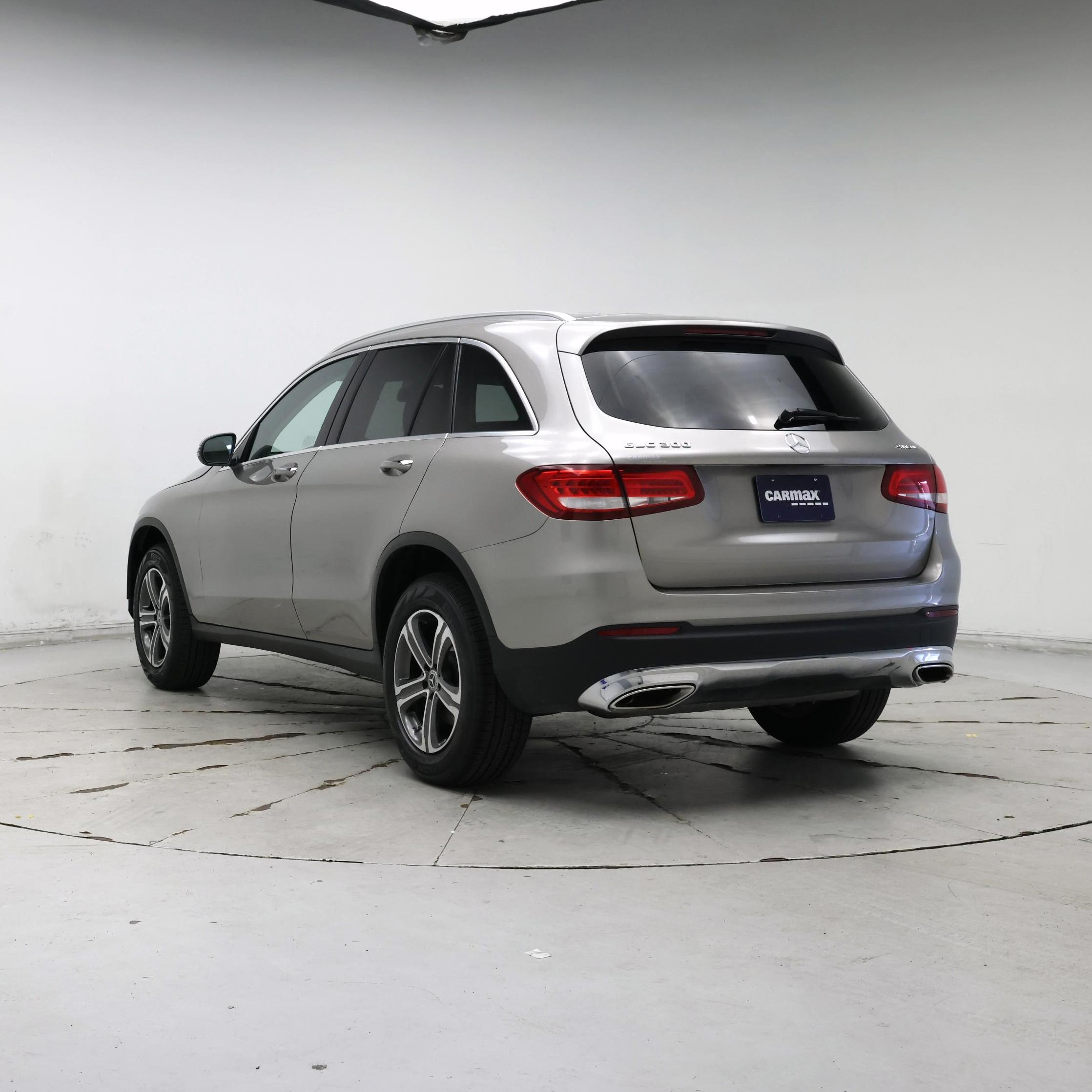 Thumbnail: 2019 Mercedes-Benz GLC - 2