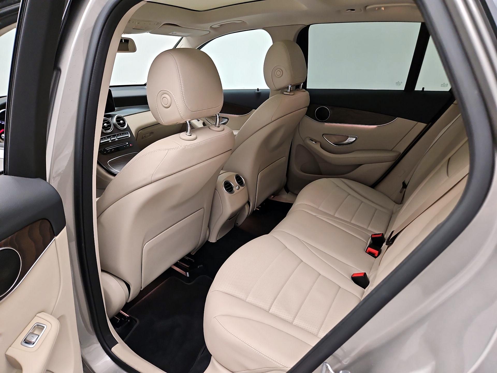 Thumbnail: 2019 Mercedes-Benz GLC - 20