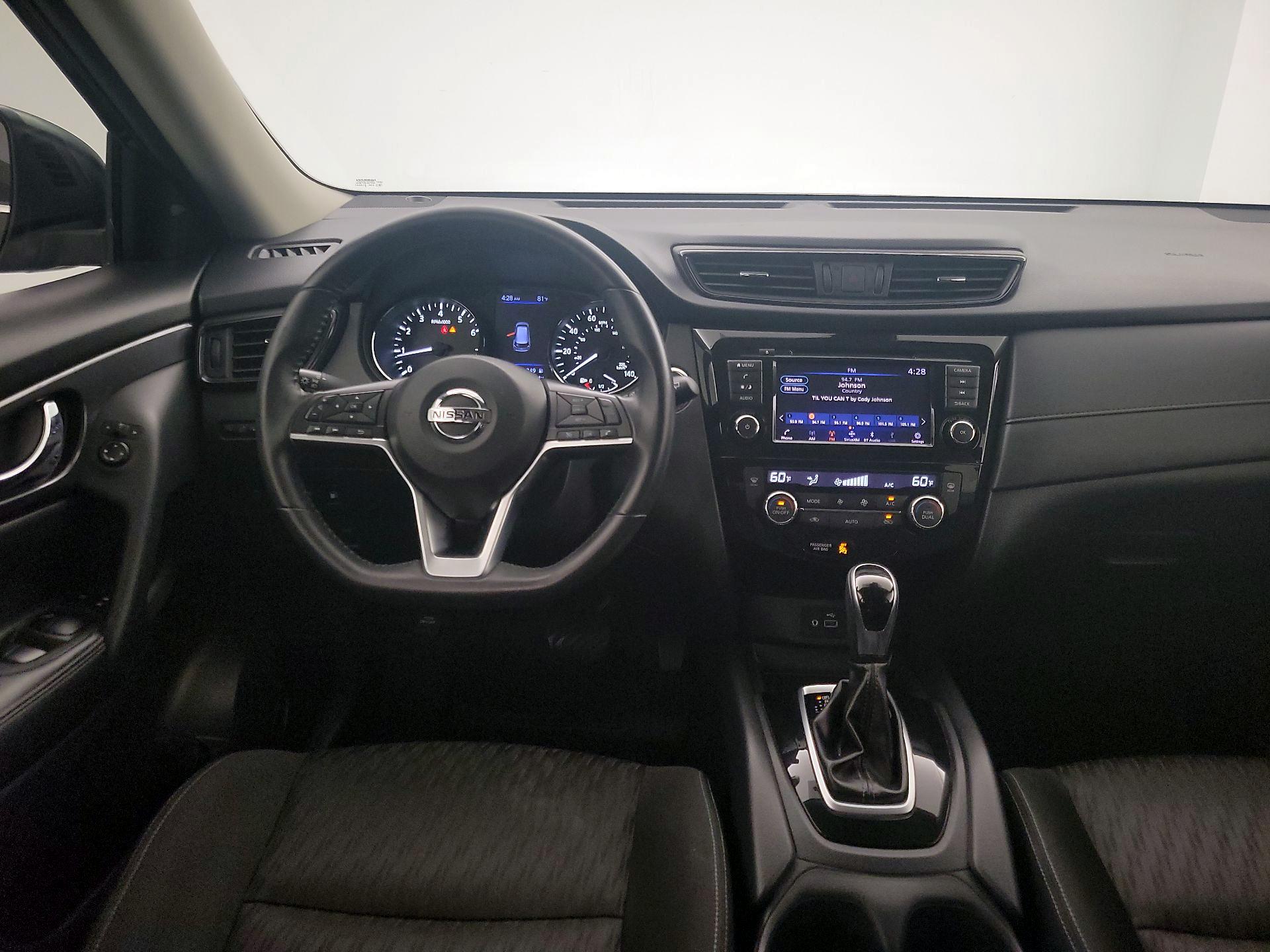Thumbnail: 2020 Nissan Rogue - 10