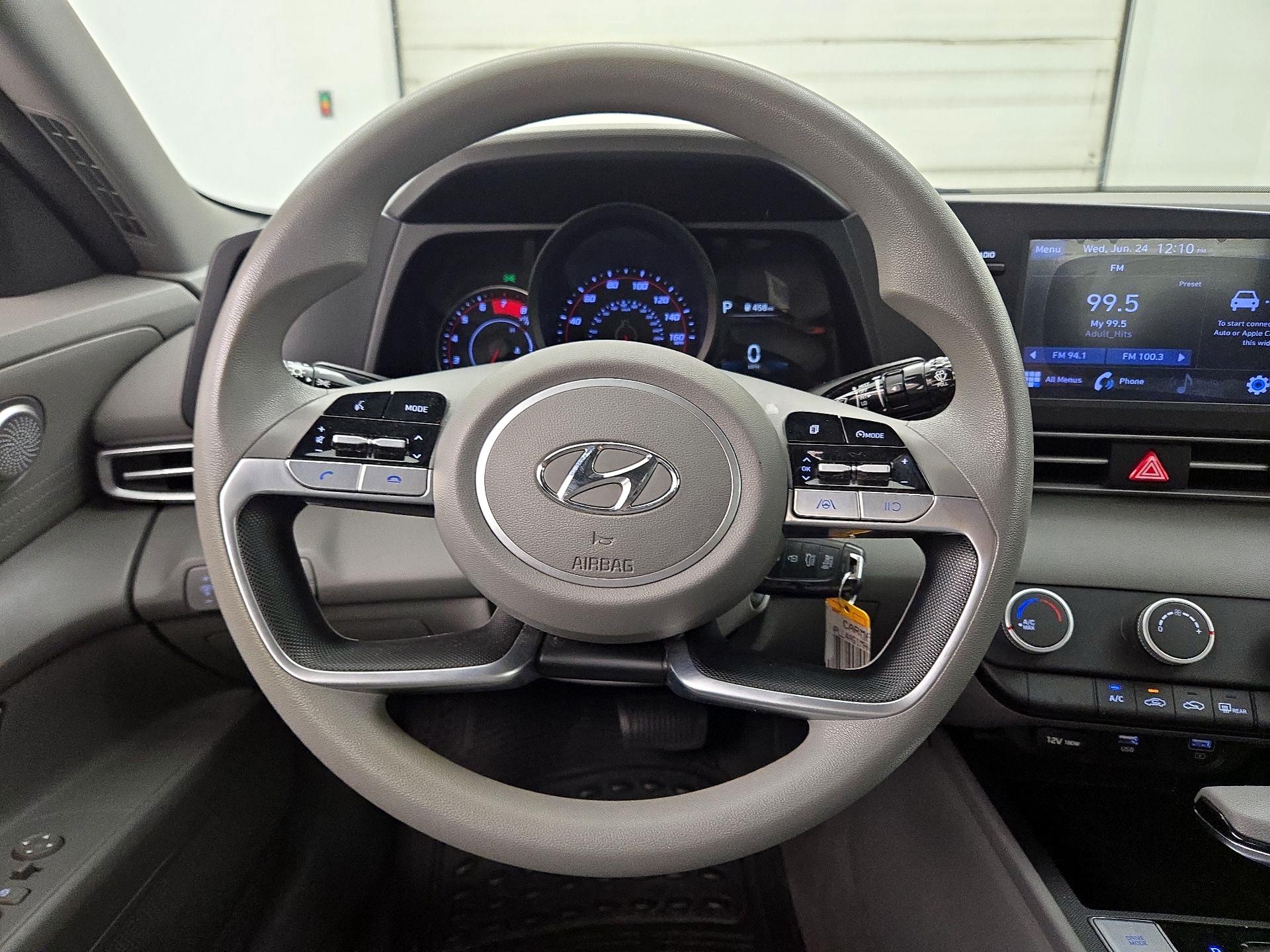 Thumbnail: 2021 Hyundai Elantra - 10