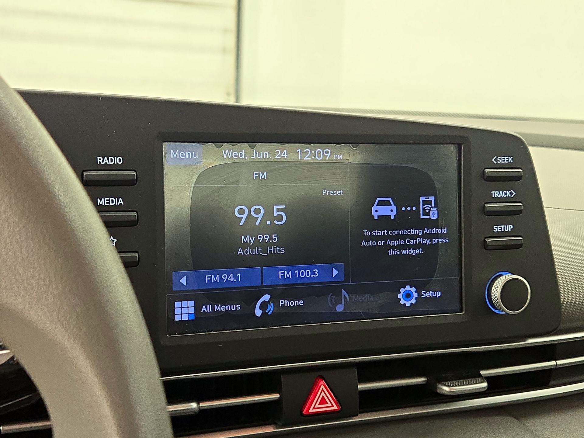 Thumbnail: 2021 Hyundai Elantra - 15