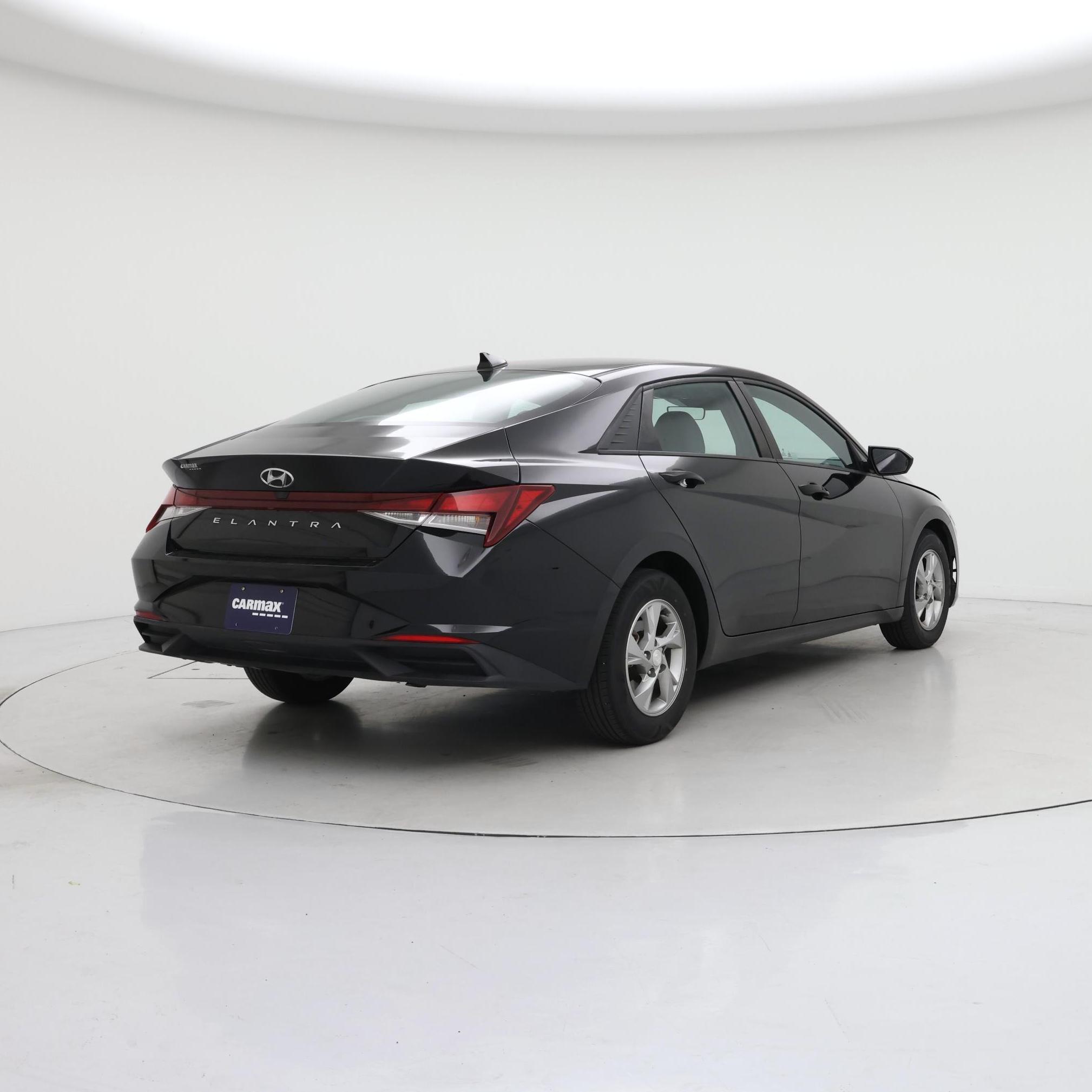 Thumbnail: 2021 Hyundai Elantra - 8