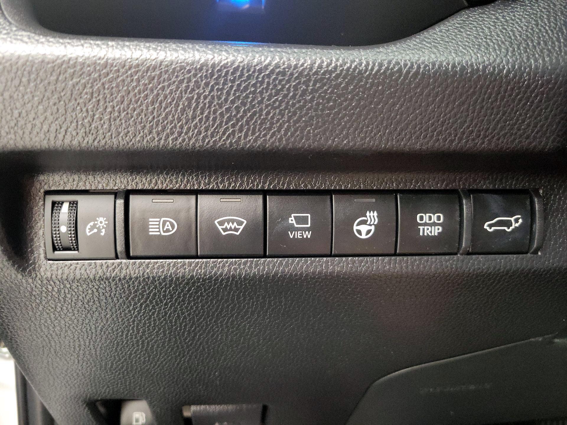 Thumbnail: 2023 Toyota RAV4 - 13