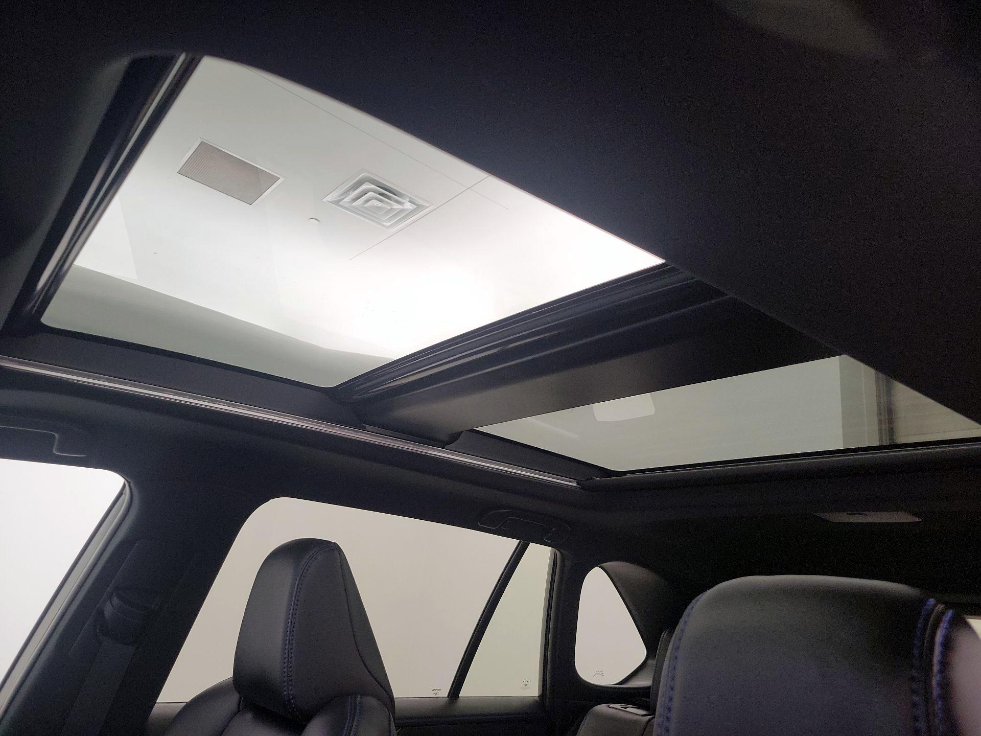 Thumbnail: 2023 Toyota RAV4 - 19