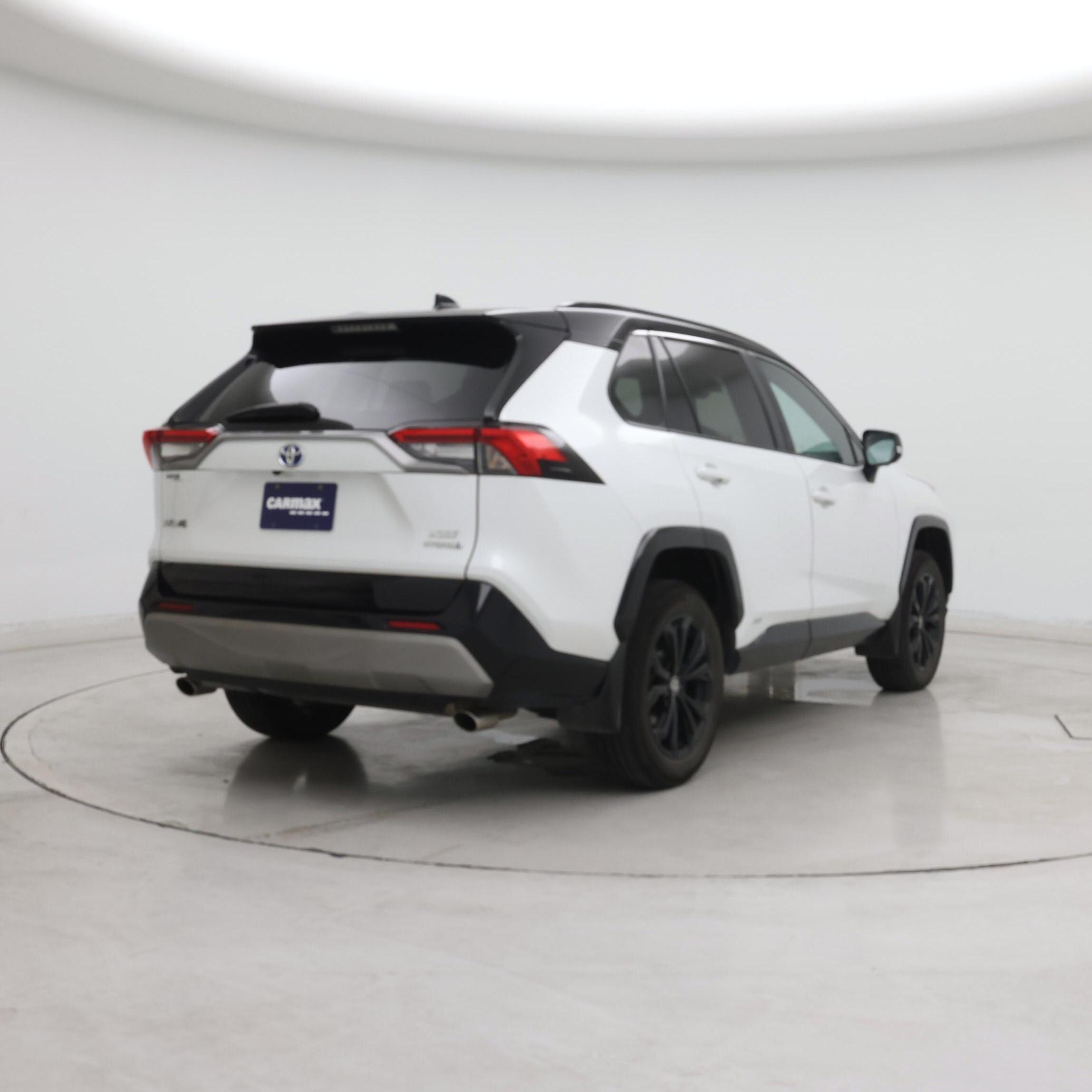 Thumbnail: 2023 Toyota RAV4 - 8