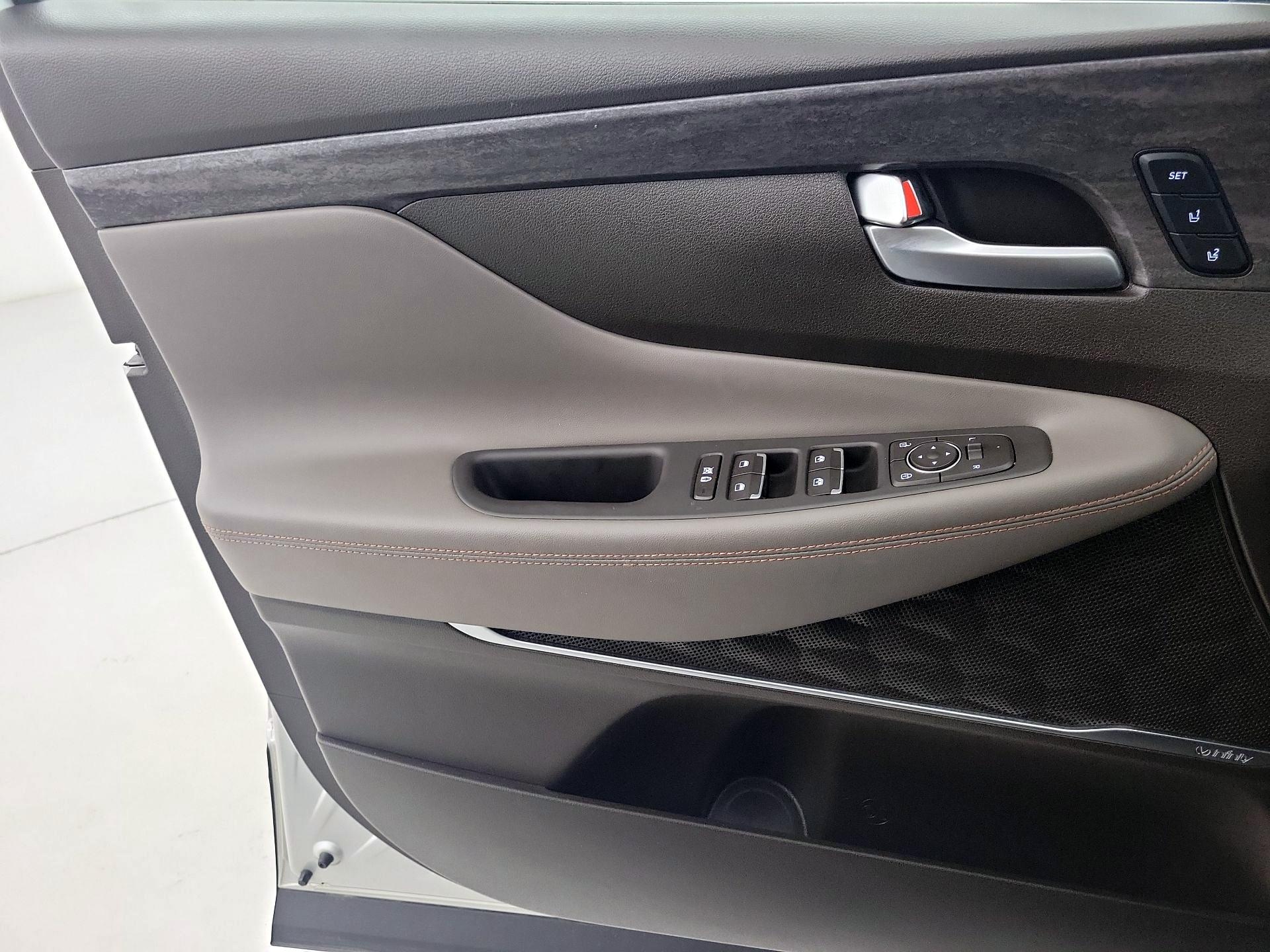 Thumbnail: 2019 Hyundai Santa Fe - 12