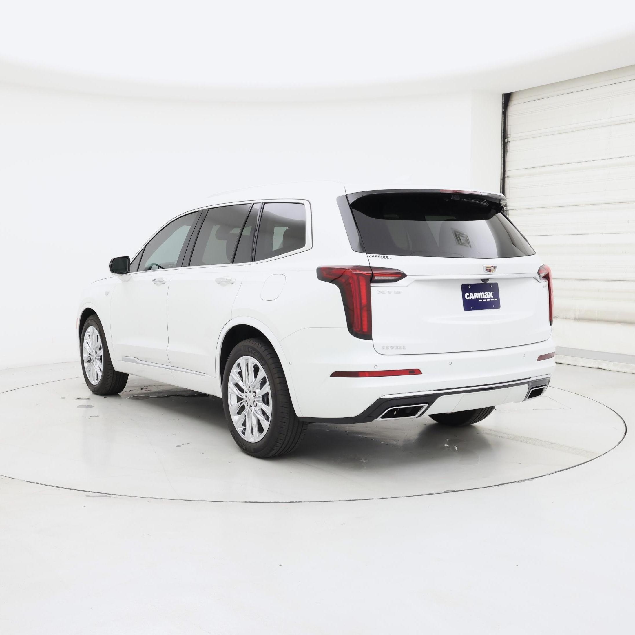 Thumbnail: 2023 Cadillac XT6 - 2